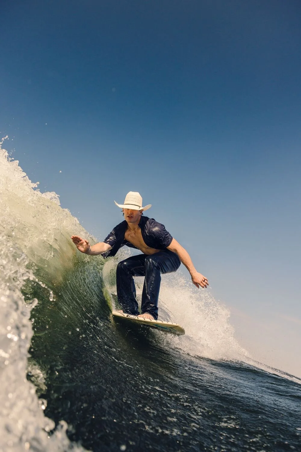 Small JPG-S24_GRP_WEST_WillSaunders_WYRTexas_Shot1_3_002127.jpg