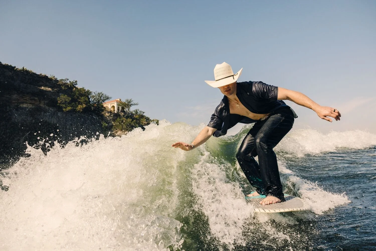 Small JPG-S24_GRP_WEST_WillSaunders_WYRTexas_Shot1_3_002159.jpg