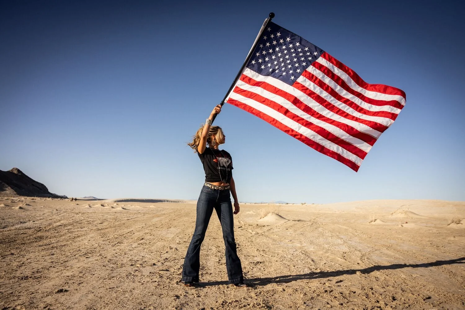 Small JPG-F24_WMS_WEST_Saunders_WYRSaltFlats_Shot1_2_1754.jpg