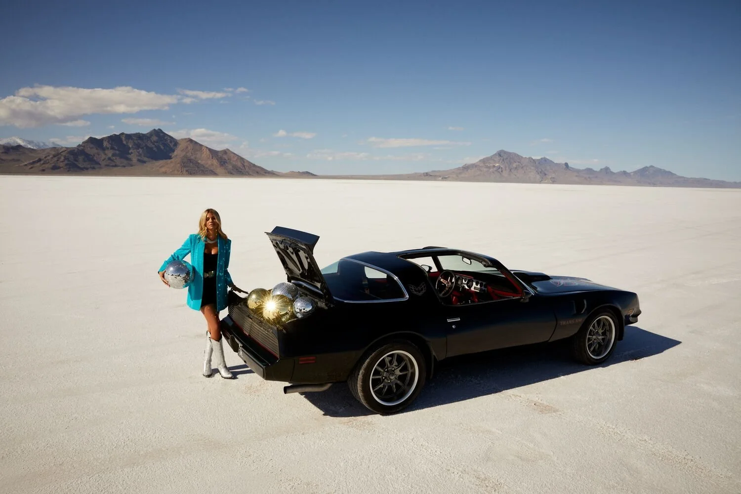 Small JPG-F24_WMS_WEST_LaCunha_WYRSaltFlats_Shot8_1_13508.jpg