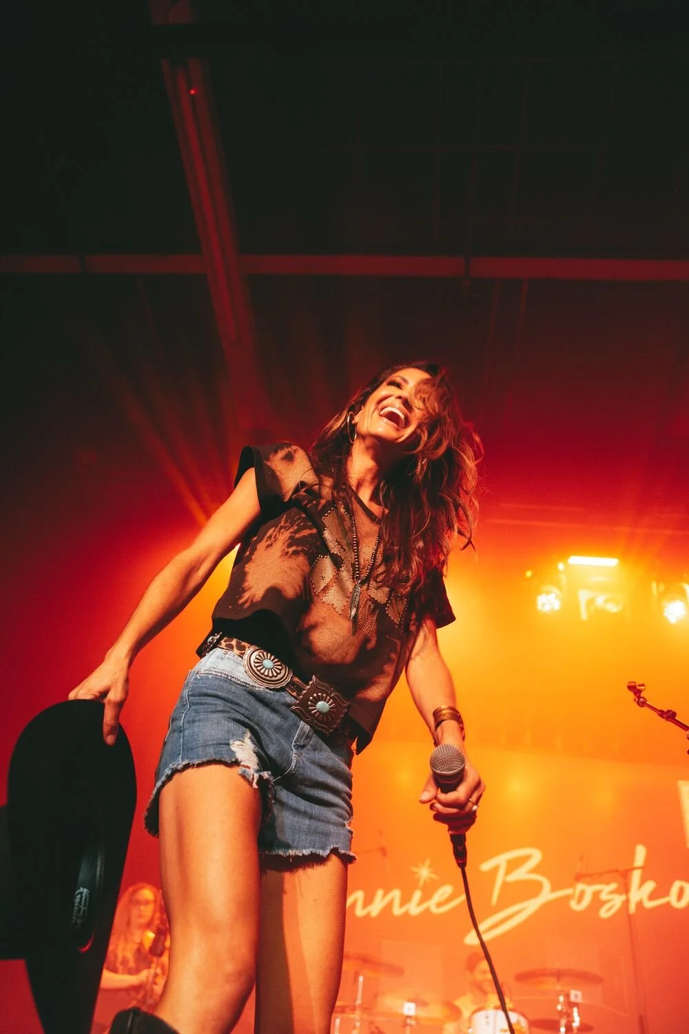 Small JPG-S24_GRP_WEST_WillSaunders_WYRTexas_Shot3_5_010820.jpg