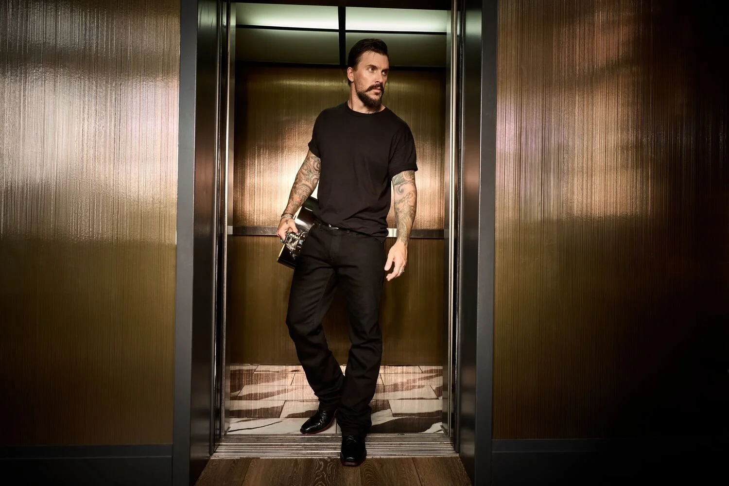 Small JPG-F25_MNS_West_LaCunha_Nashville_Shot02_3472.jpg