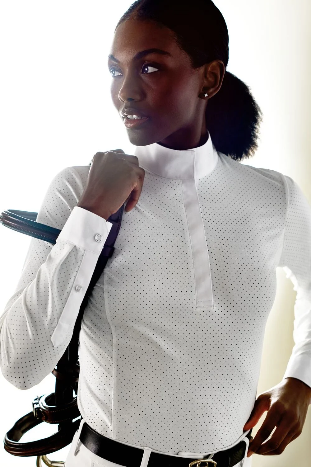 Small JPG-S26_WMS_ENGL_LaCunha_Studio_Shot01A_2703.jpg