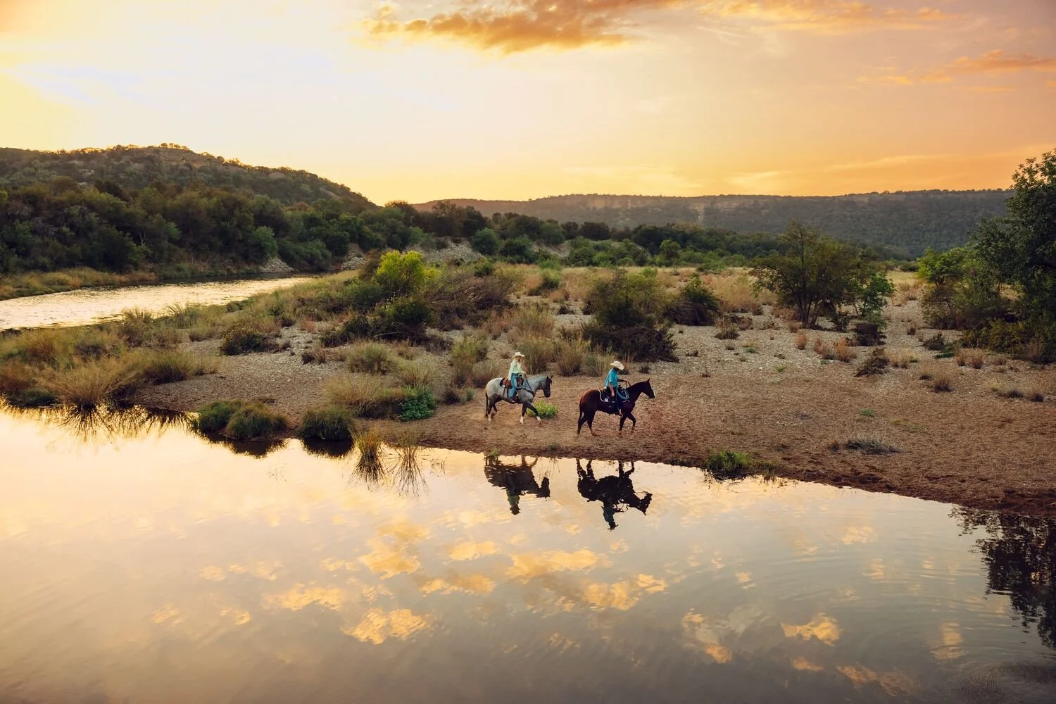 Small JPG-S24_GRP_WEST_WillSaunders_WYRTexas_Shot1_6_000187-Edit.jpg