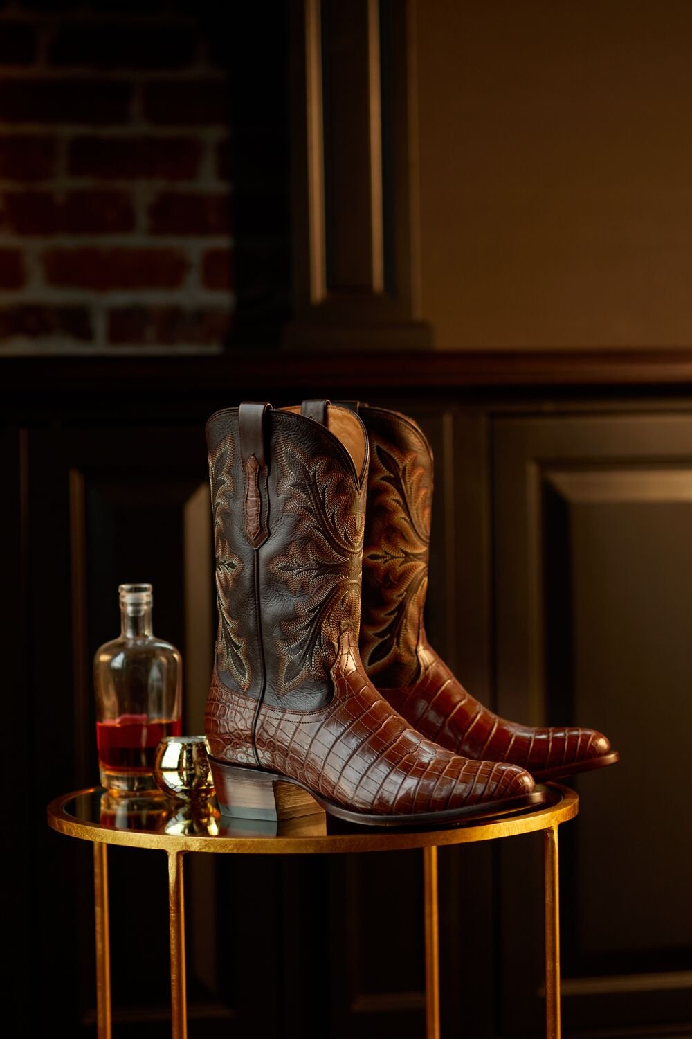 Small JPG-S24_MENS_WEST_LaCunha_SLBenchMade_Shot02_0049.jpg