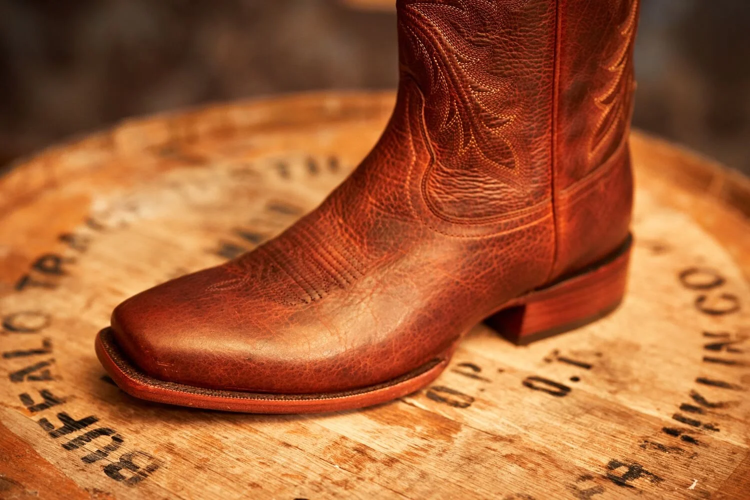 Small JPG-F22_MNS_WEST_Benchmade_LaCunha_Group_3_00257.jpg