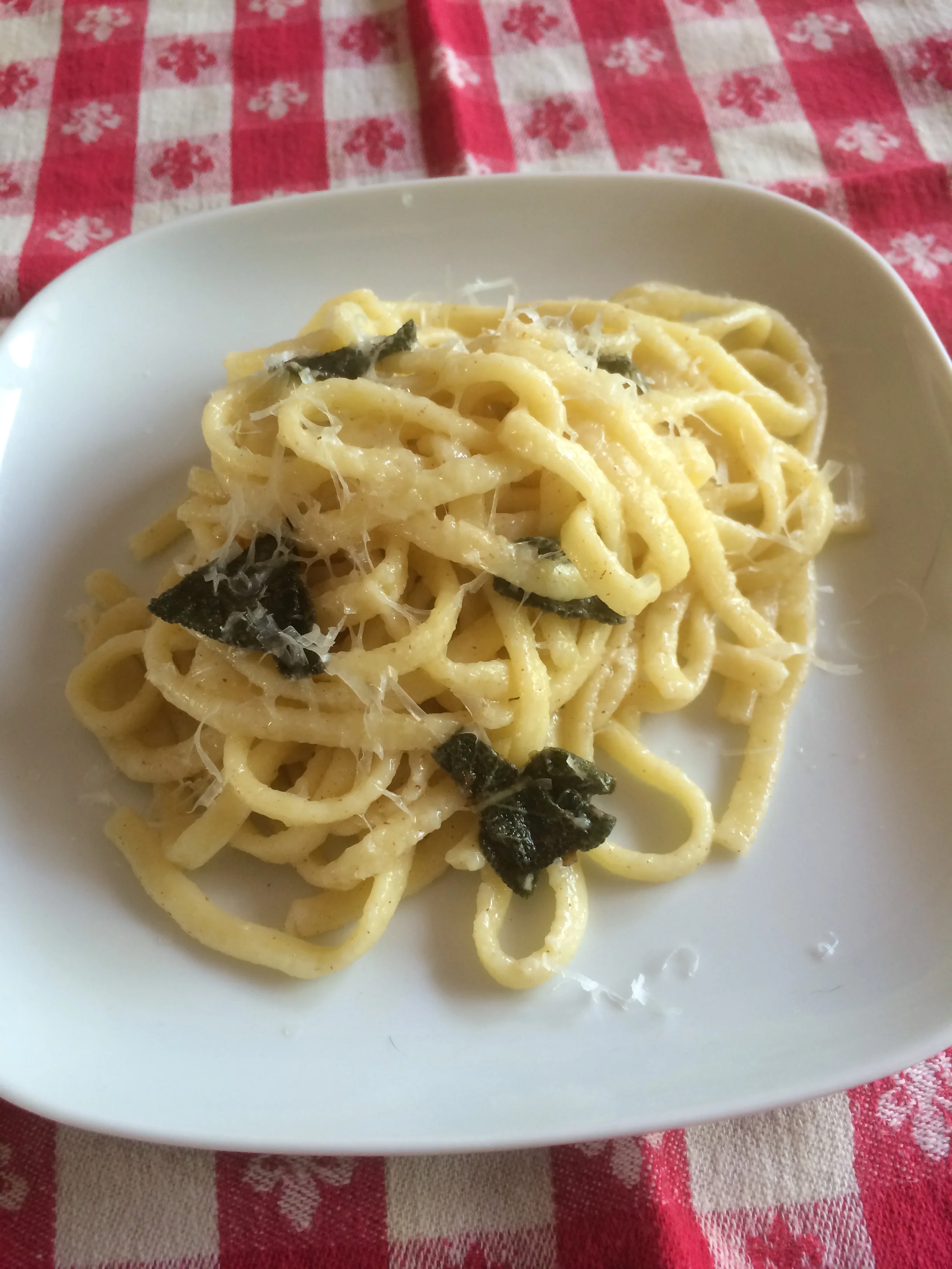 Fettuccini with Butter and Sage Sauce
