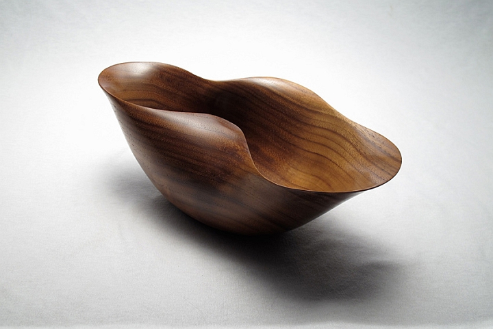 Walnut Bowl 13.jpg