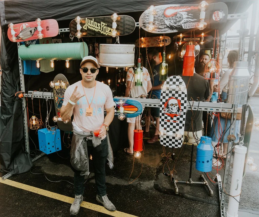 Walking around the Flea 4.jpg