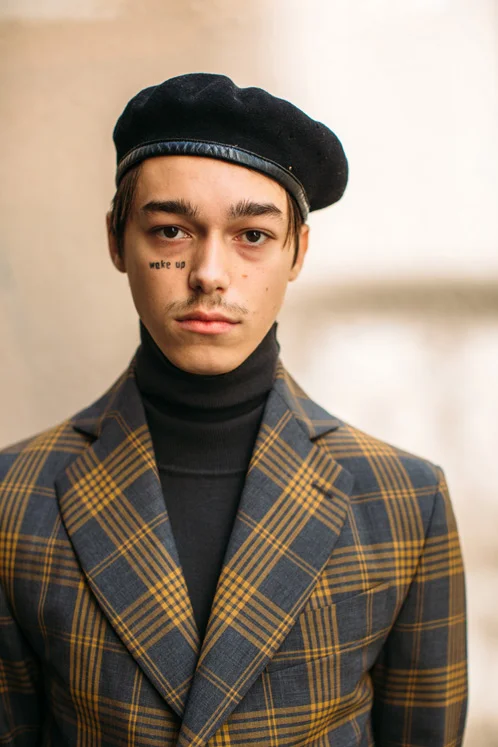 paris-fashion-week-ss19-street-style-pfw-spring-summer-2019-esquire-singapore-76.jpg