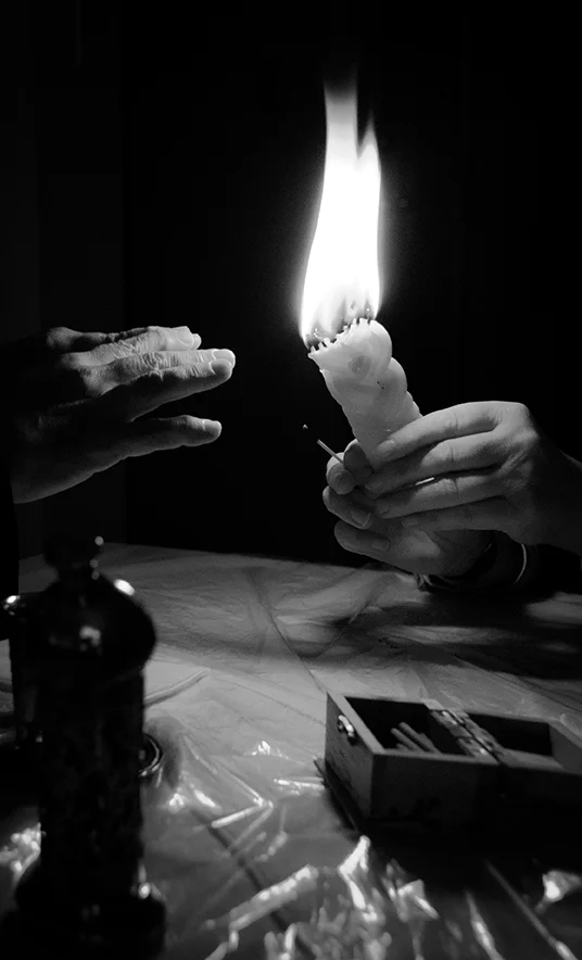 Saturday evening marks the end of the Sabbath, and the Jewish people mark this farewell when the stars come out with Hav Dallah : literally meaning “separation.” Surrounded by wine, a candle and spices, a prayer is recited. Rabbi Miller described the candle as a statement of the human ability to couple with God and take his energy with them through their weekly labours.