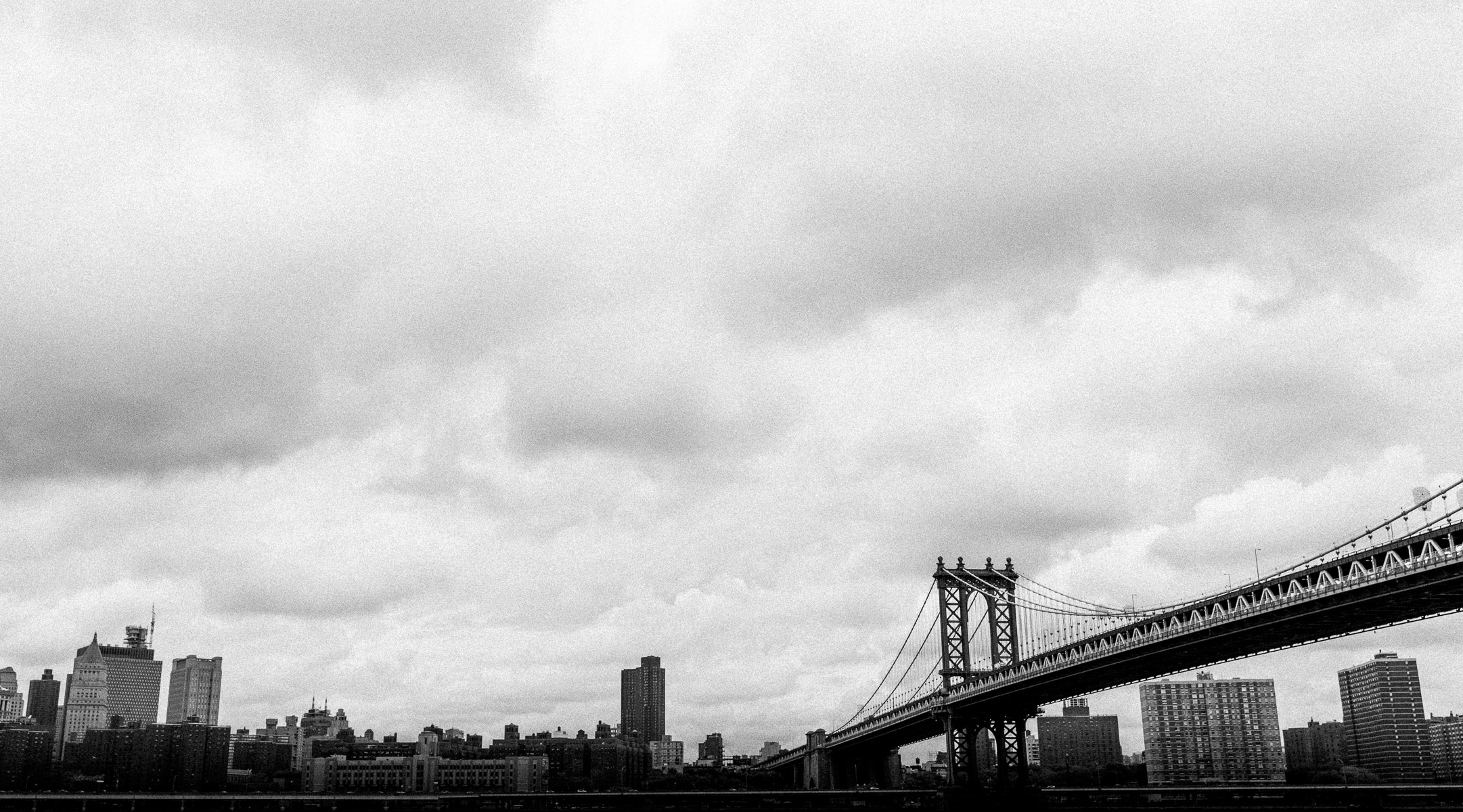 photos-of-brooklyn-bridge-in-black-and-white.jpg