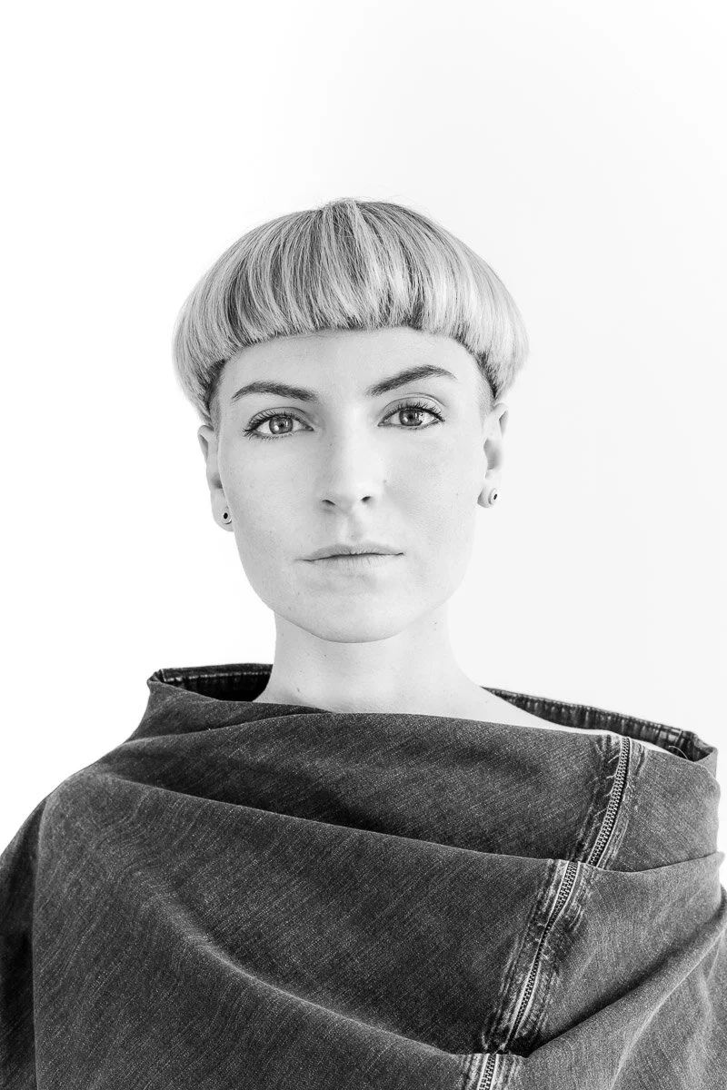 portrait-photographer-bw-shoe-designer-lamb-2