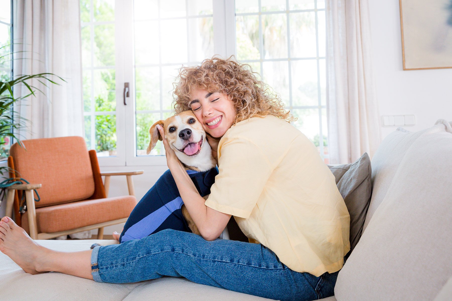 best-animal-photographer-los-angeles-new-york-commercial-pet-photography-thundershirt-alicia-rius.jpg