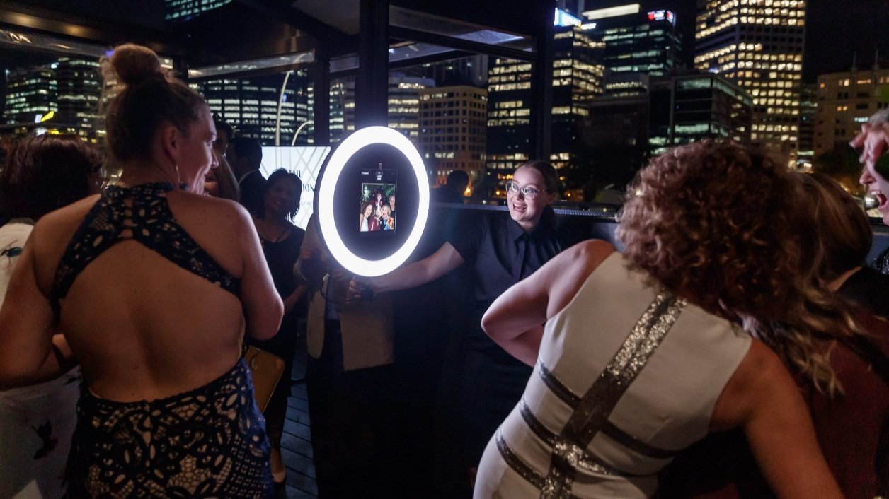 How Much Does It Cost to Hire a Photo Booth? Pricing & Tips for Events