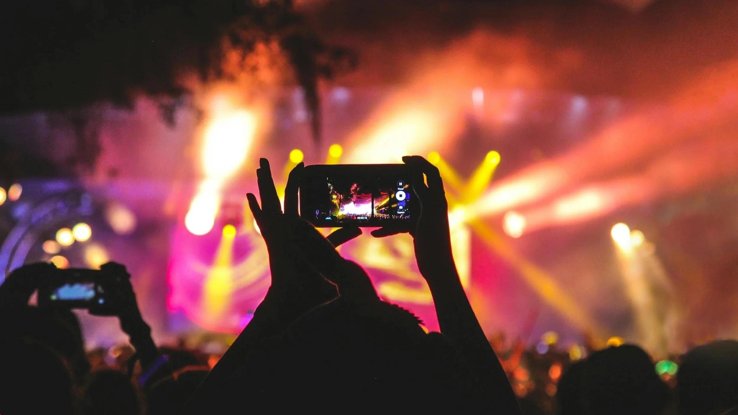 How to Take Great Event Photos with an iPhone