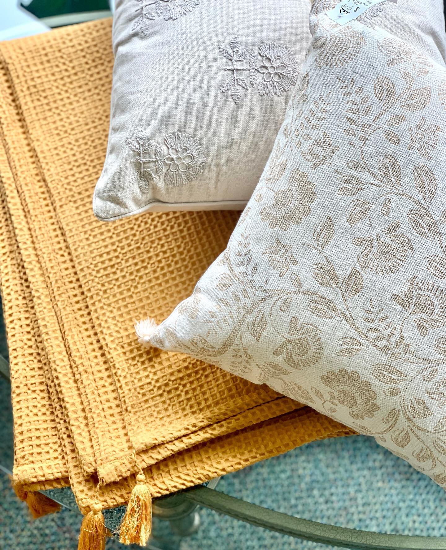 We have some great items in our linens area right now!☀️

☀️ Embroidered pillow, $11
☀️ Floral pillow (new), $9
☀️Tasseled Throw (new), $5.50