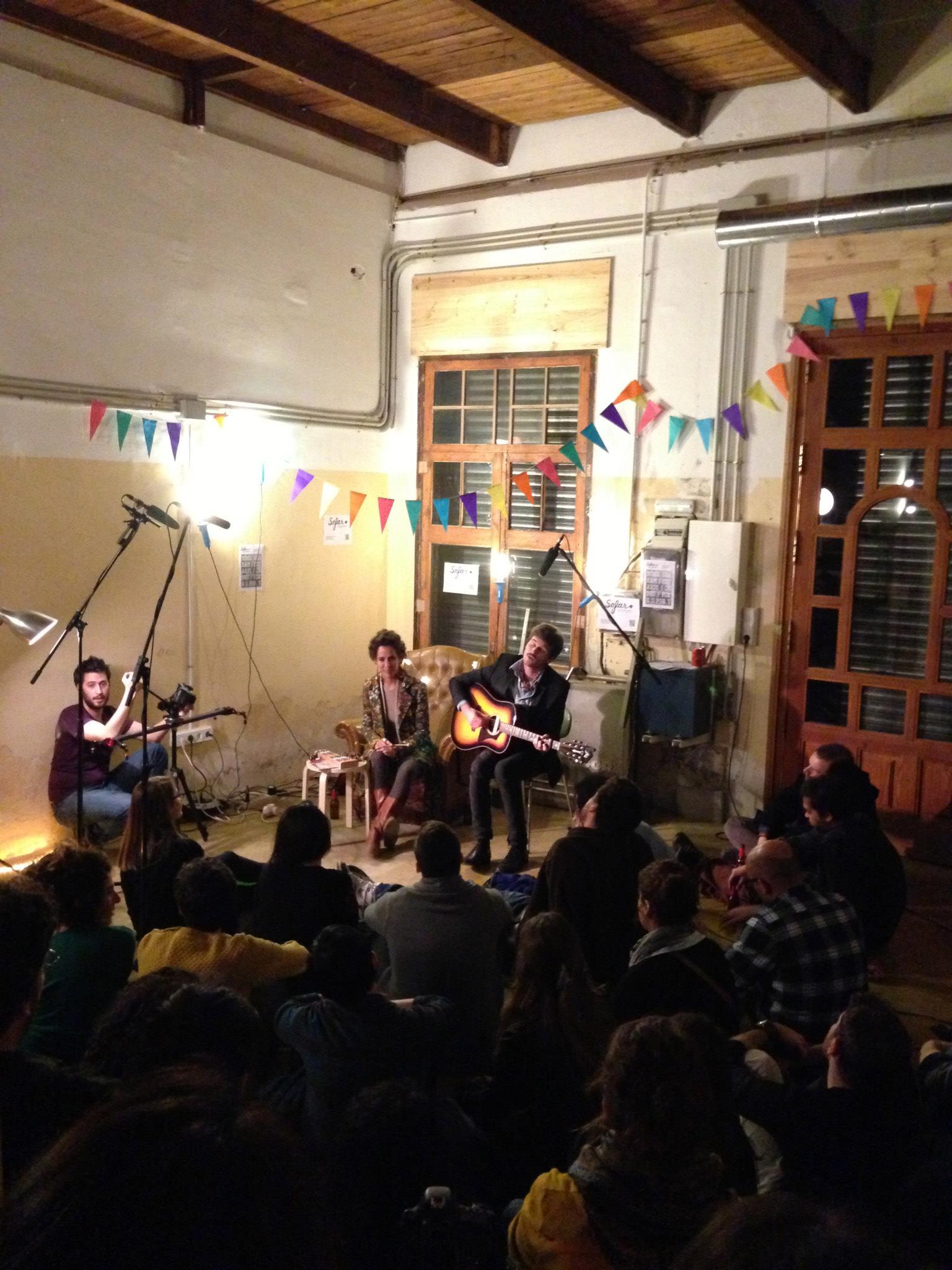 gardencoworking-sofabarcelona-concert.jpg