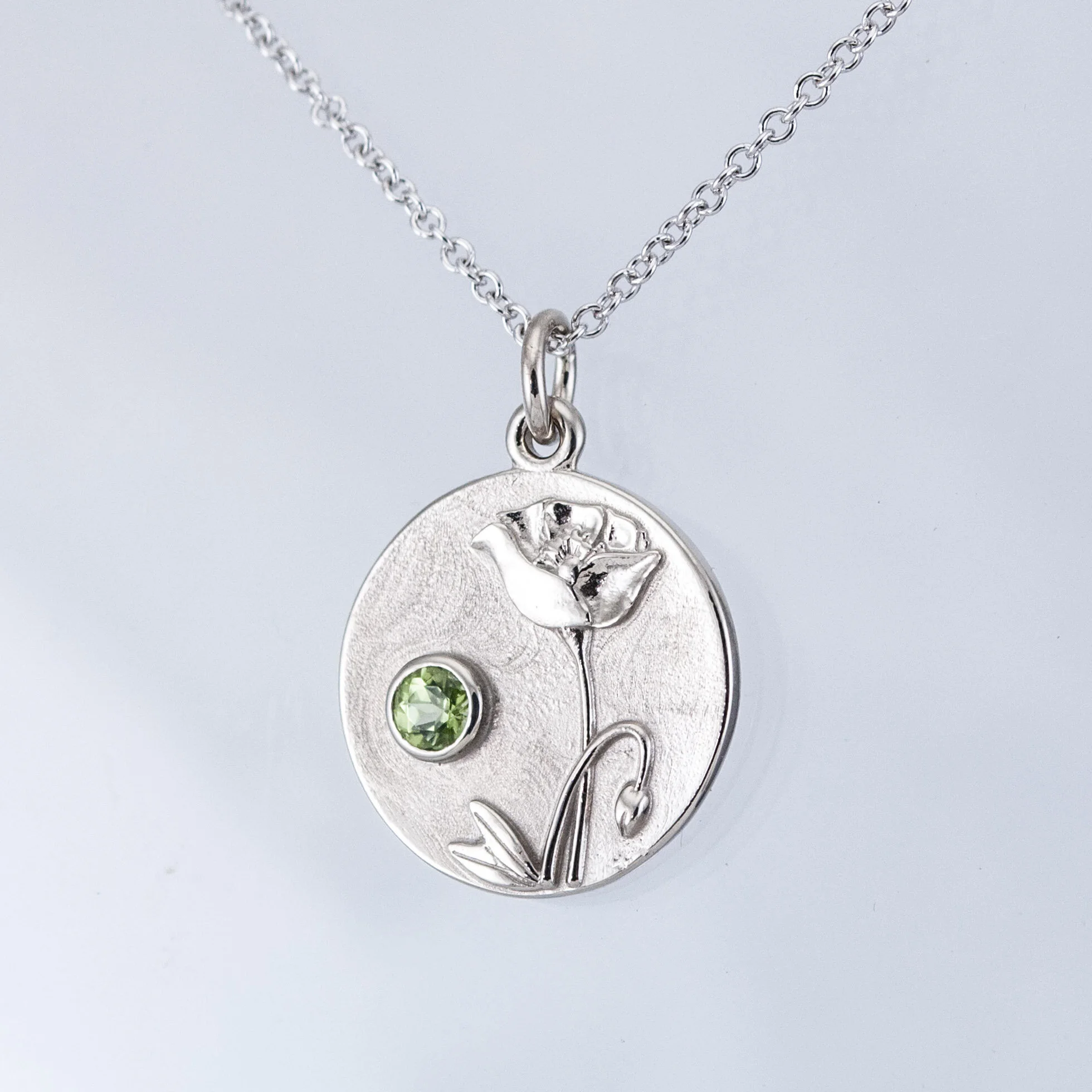 BirthflowerCharm_PoppyPE_14w_final_crop.jpg