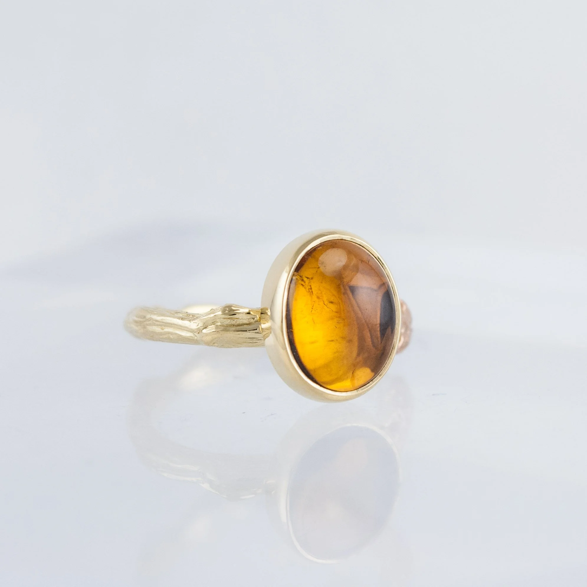 CabStackingRing_ovTOyl_oakleaf18yr_crop3.jpg