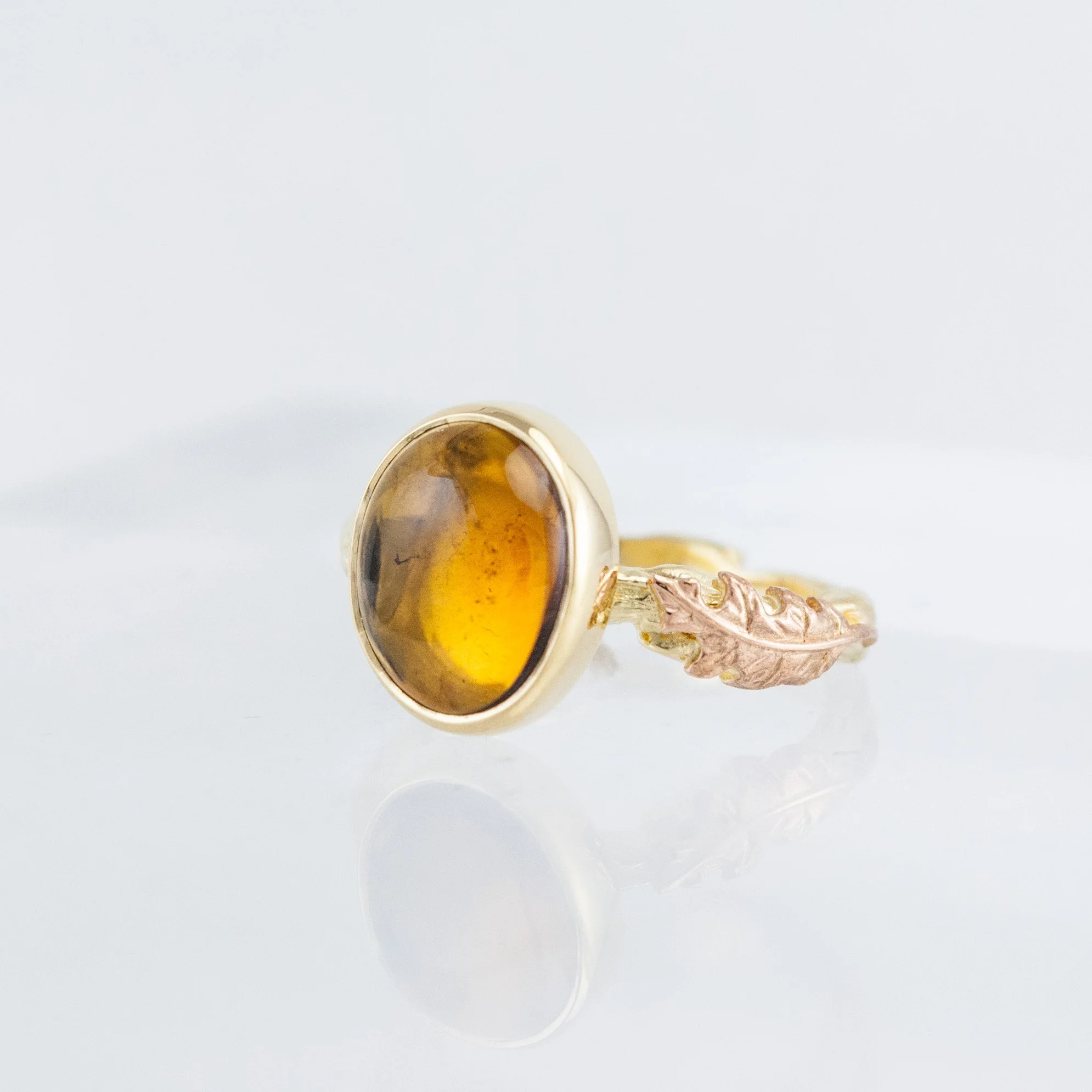 CabStackingRing_ovTOyl_oakleaf18yr_crop2.jpg