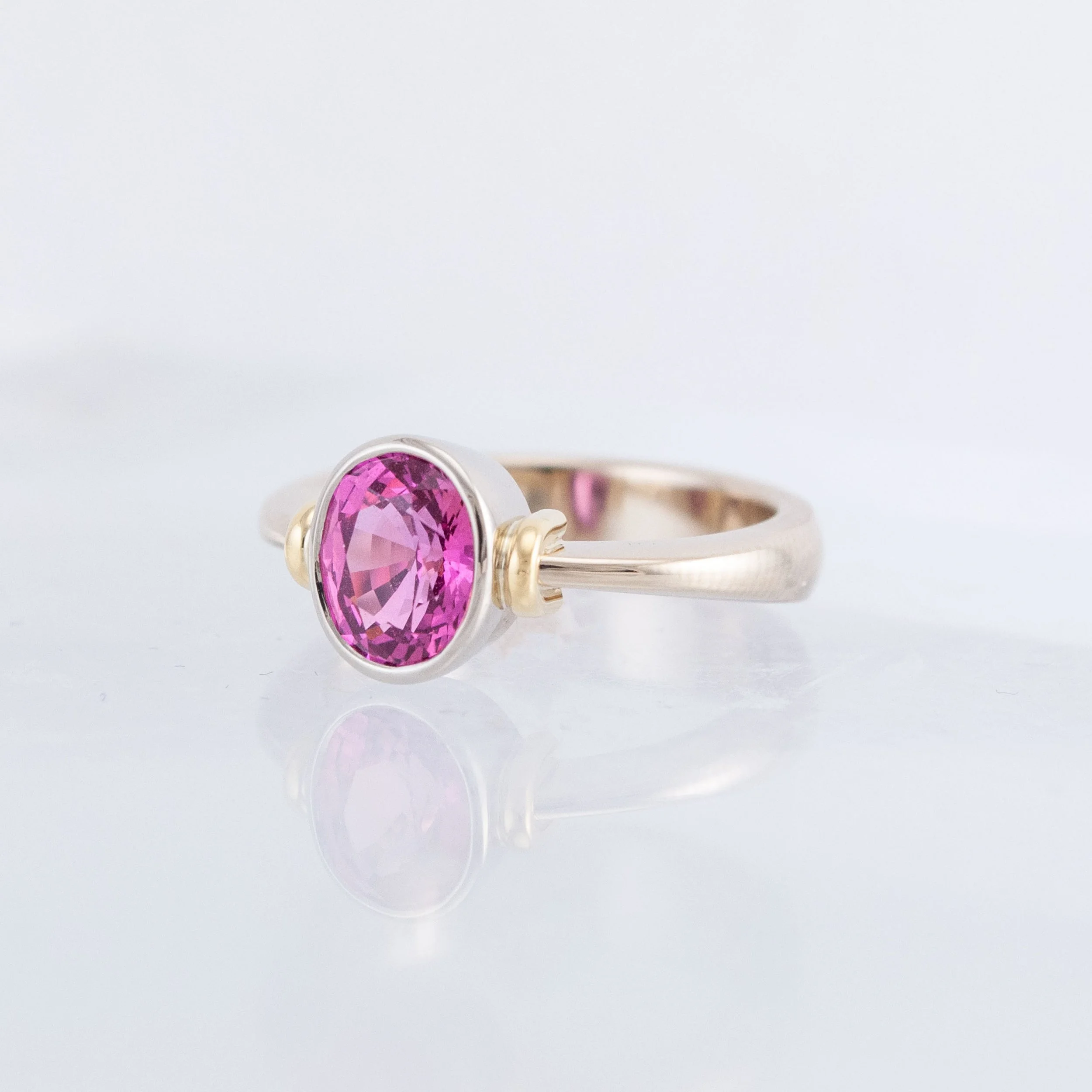 CraftswomansRing_SApk_18wy_side.jpg