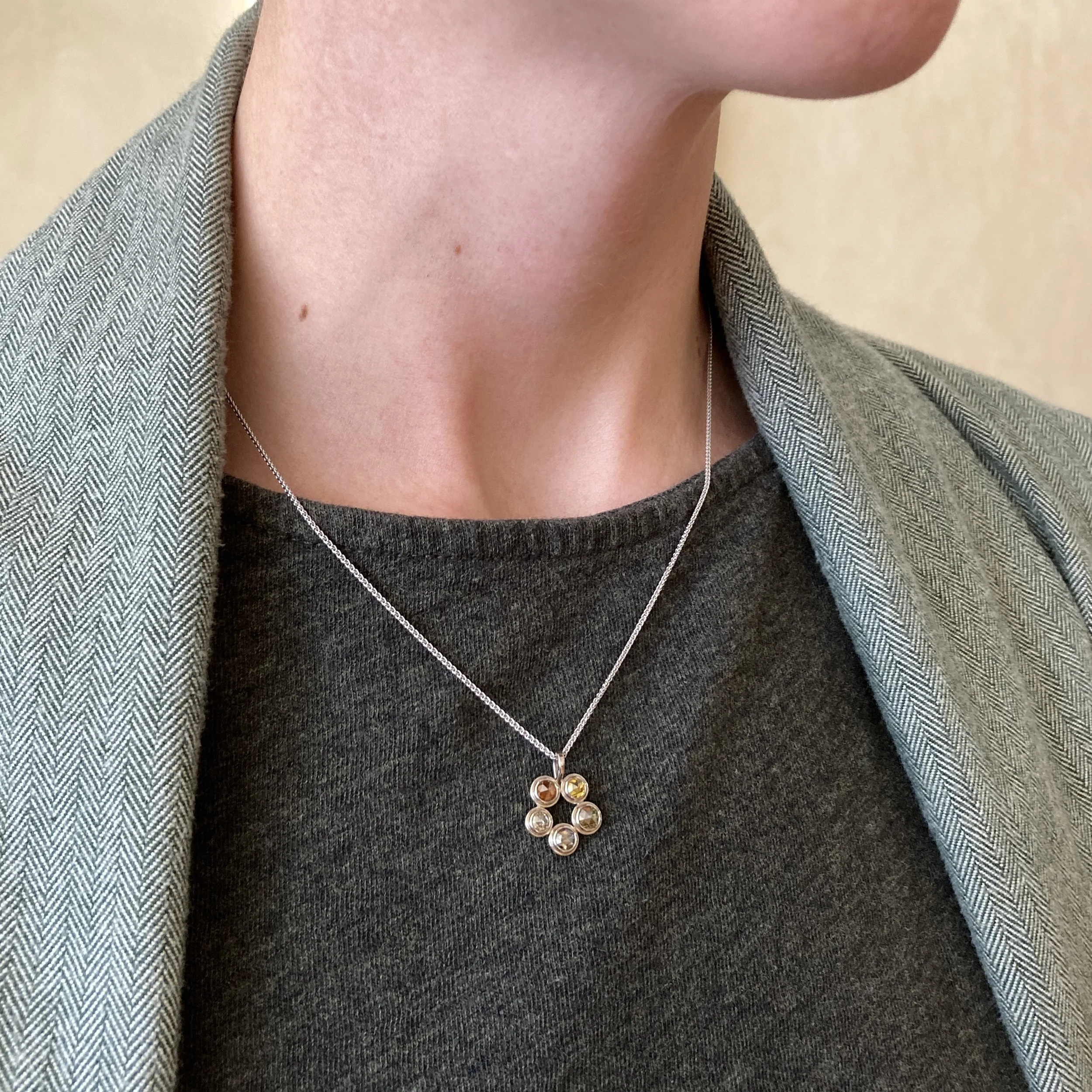 RCDiamCirclePend (1).jpg