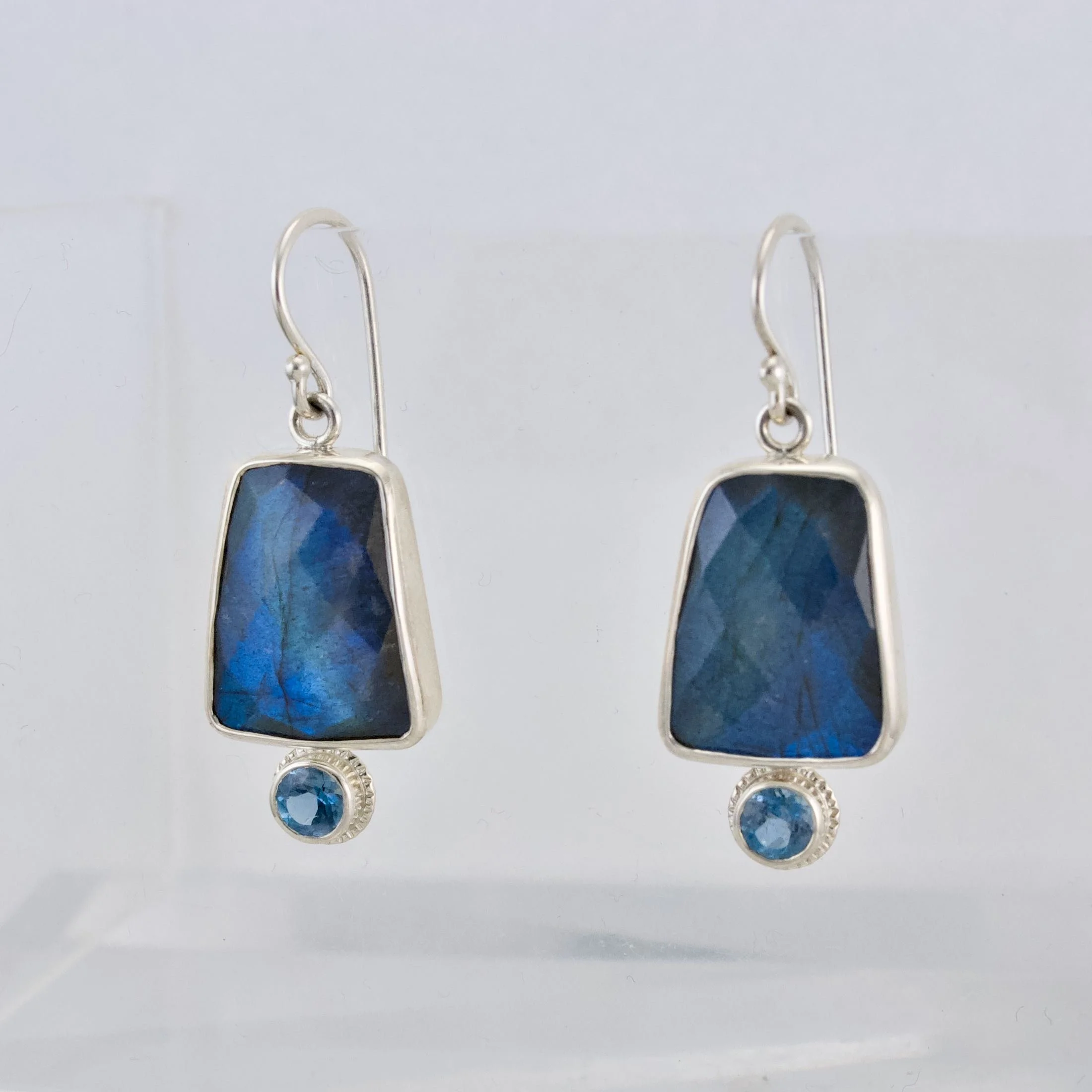 ERES_rcLBAQ_ss.jpg (Copy)