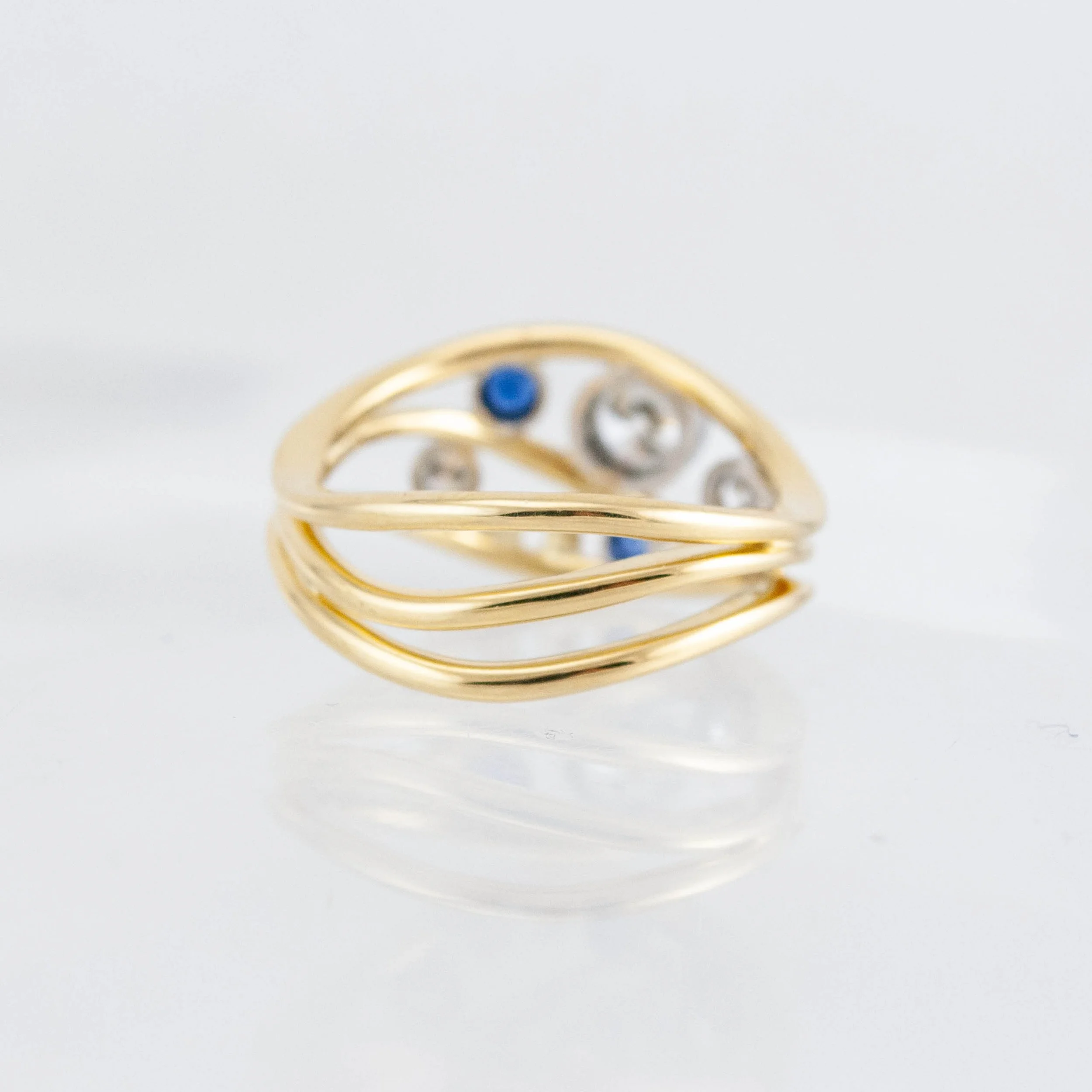 TrialityRing_3D2SAbl_18y_back.jpg