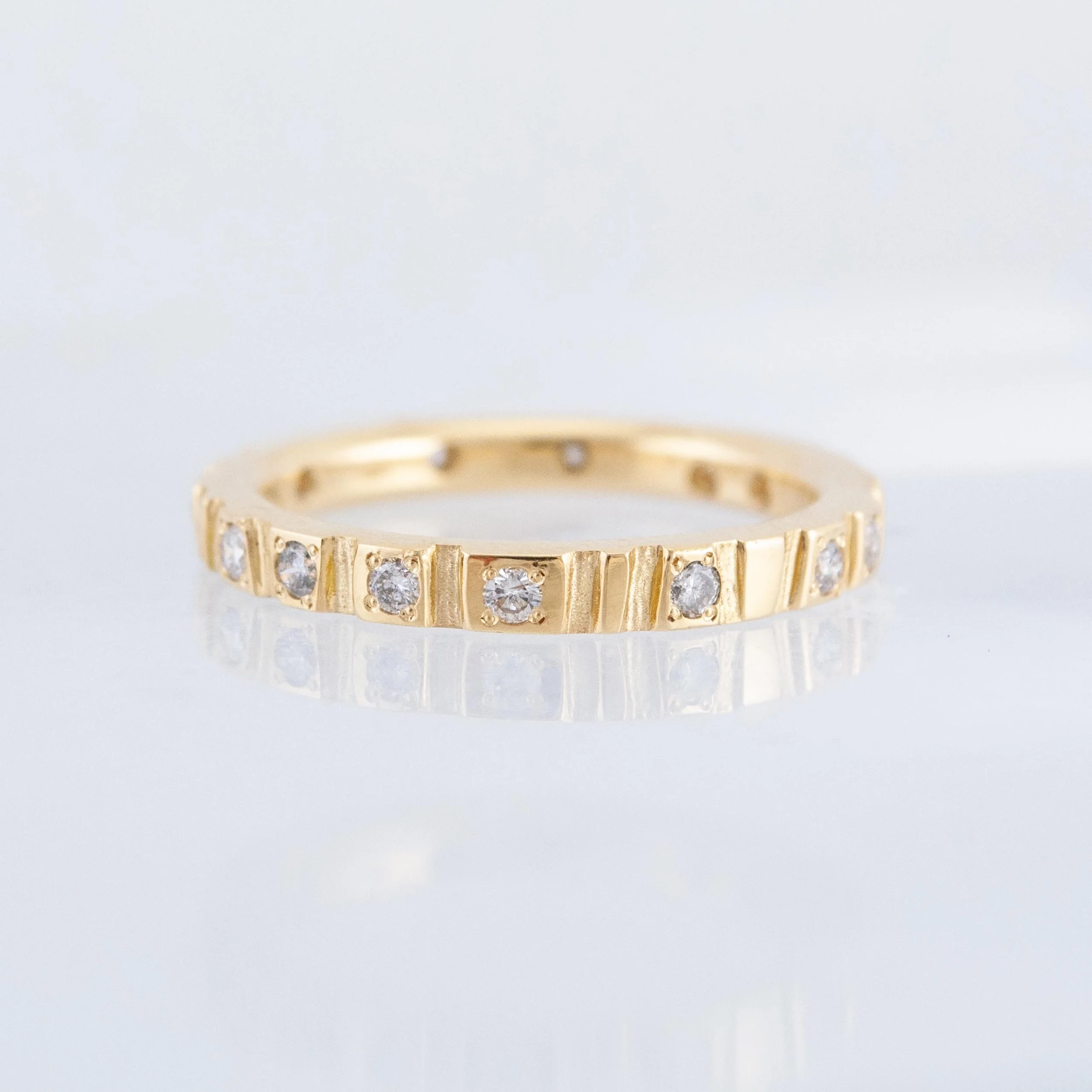 CobblestoneDiamondBand_14D034_18y.jpg