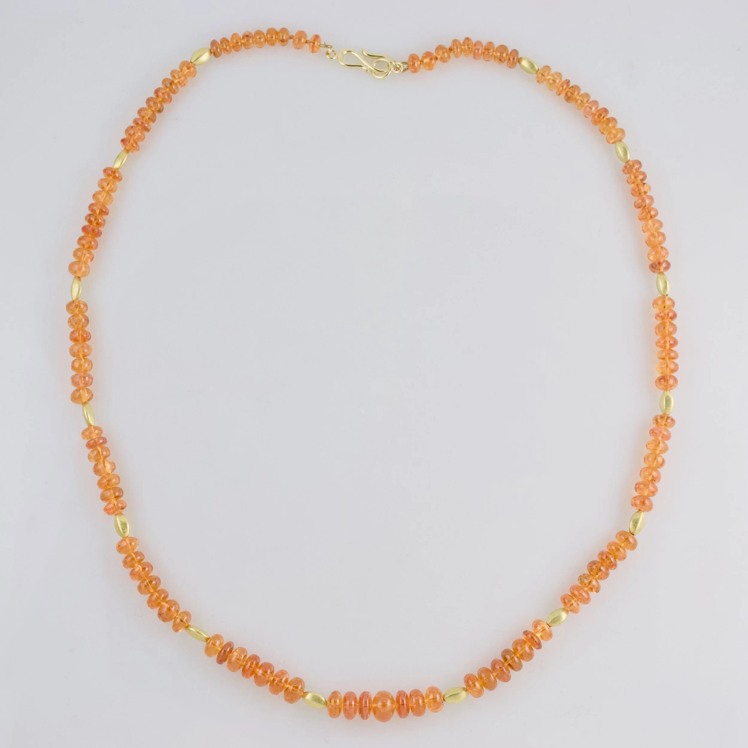 BeadNecklace_GAspes_tripods_20k18y.jpg