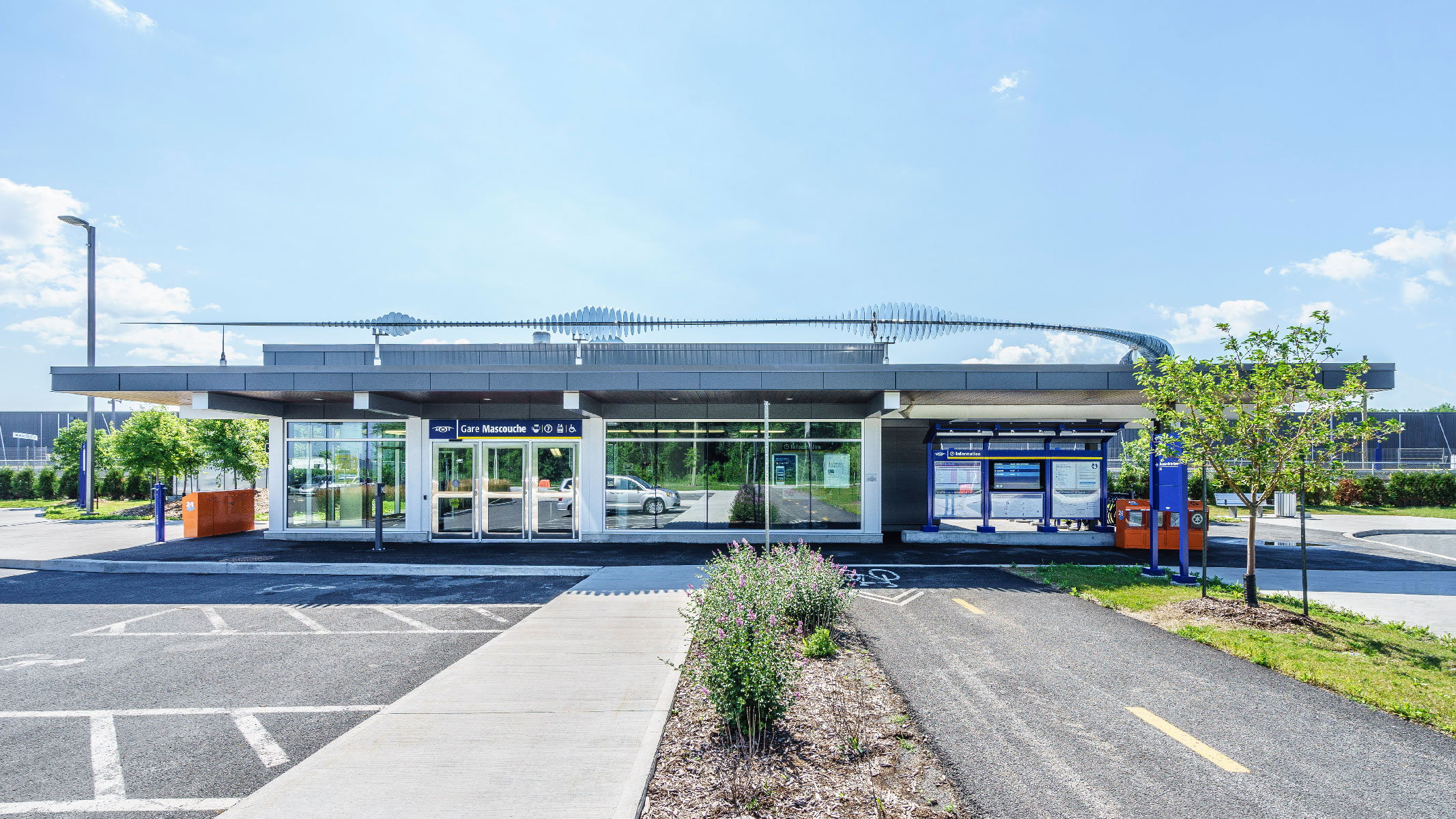  Gares du train de l'est - AMT /  GCBD Architectes  