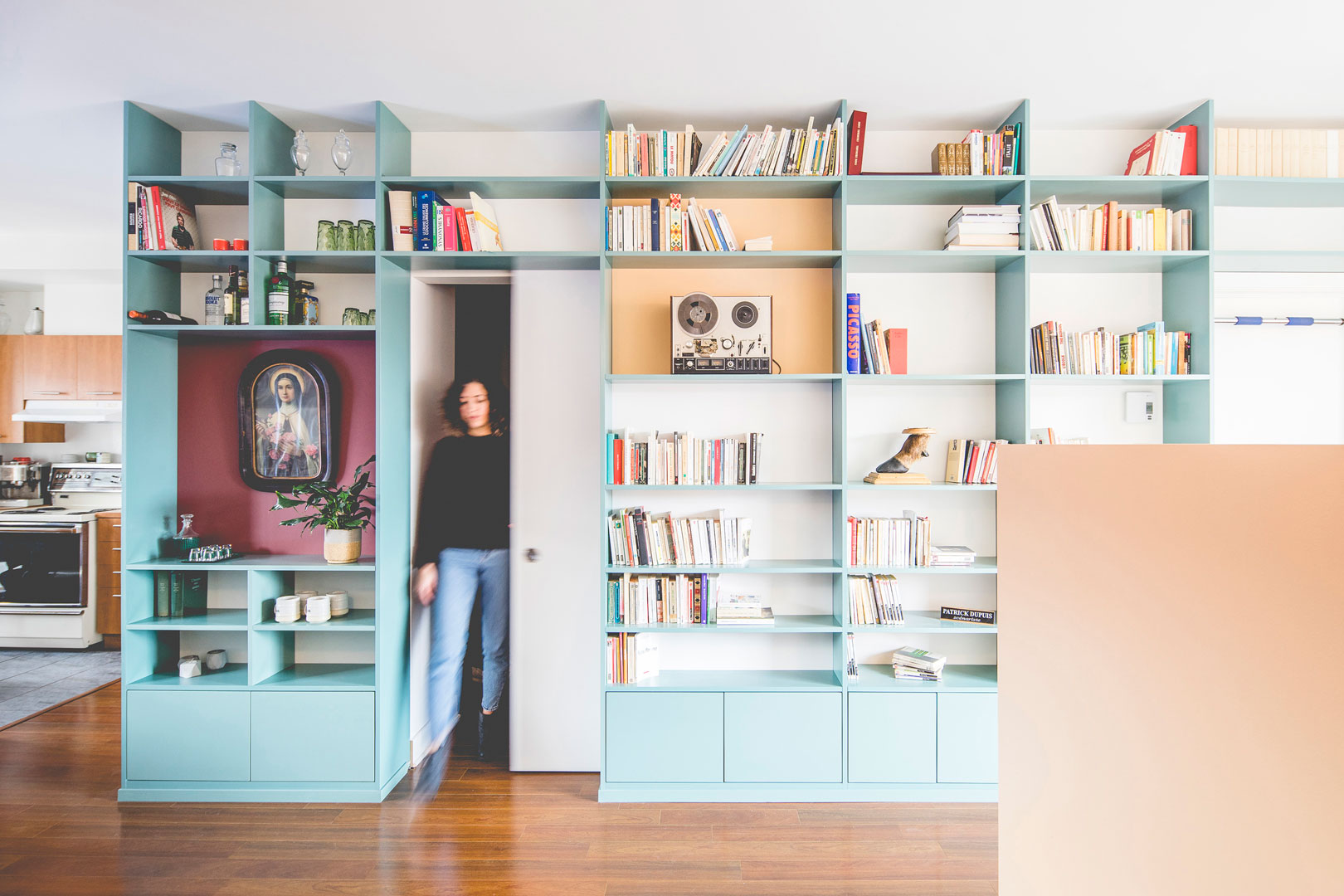   &lt;&lt;&lt;&lt;&lt; &nbsp;BACK  Le mur/biblio de Patrick -  atelier catherine catherine  © Raphaël Thibodeau 