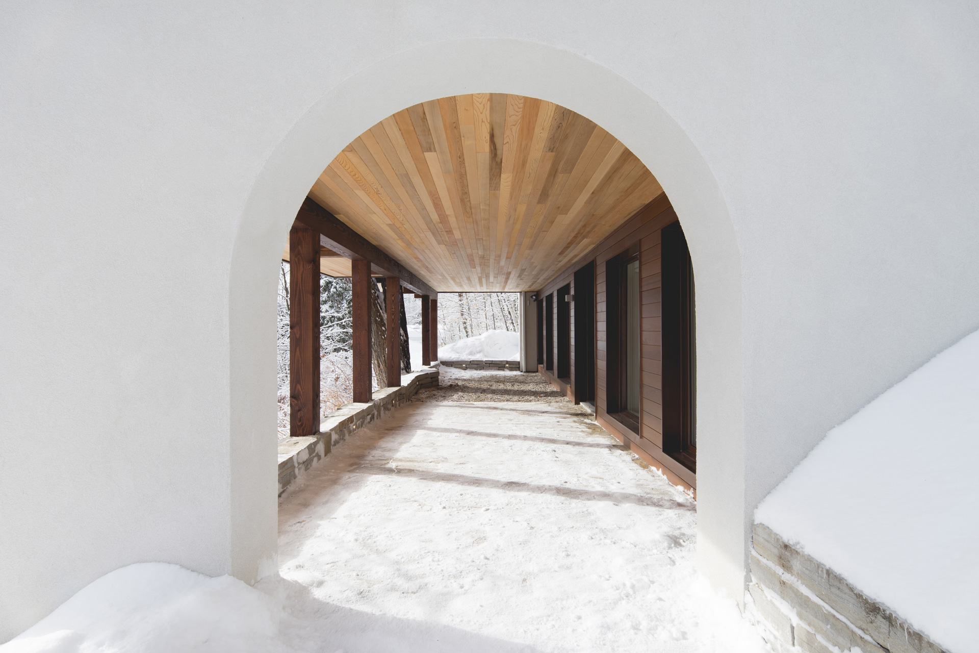   &lt;&lt;&lt;&lt;&lt; &nbsp;BACK  Résidence Maribou, par  Alain Carle Architecte  © Raphaël Thibodeau 