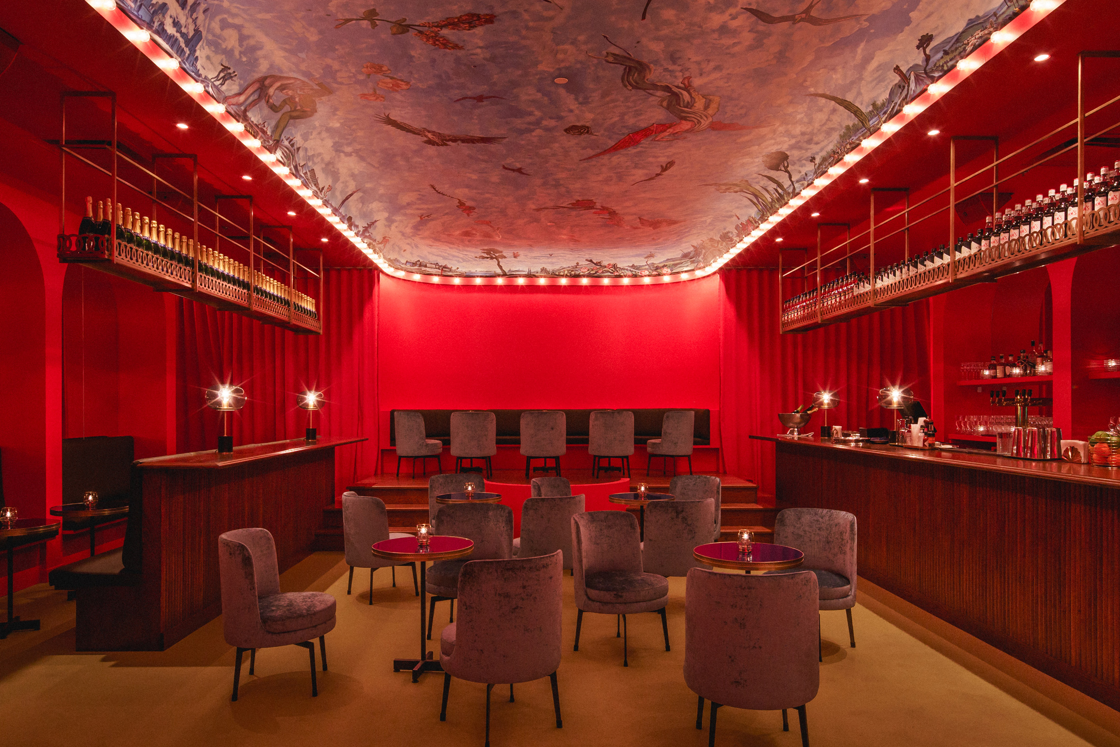   &lt;&lt;&lt;&lt;&lt;  BACK  Bar Vol de nuit, par  Alain Carle Architecte  © Raphaël Thibodeau 