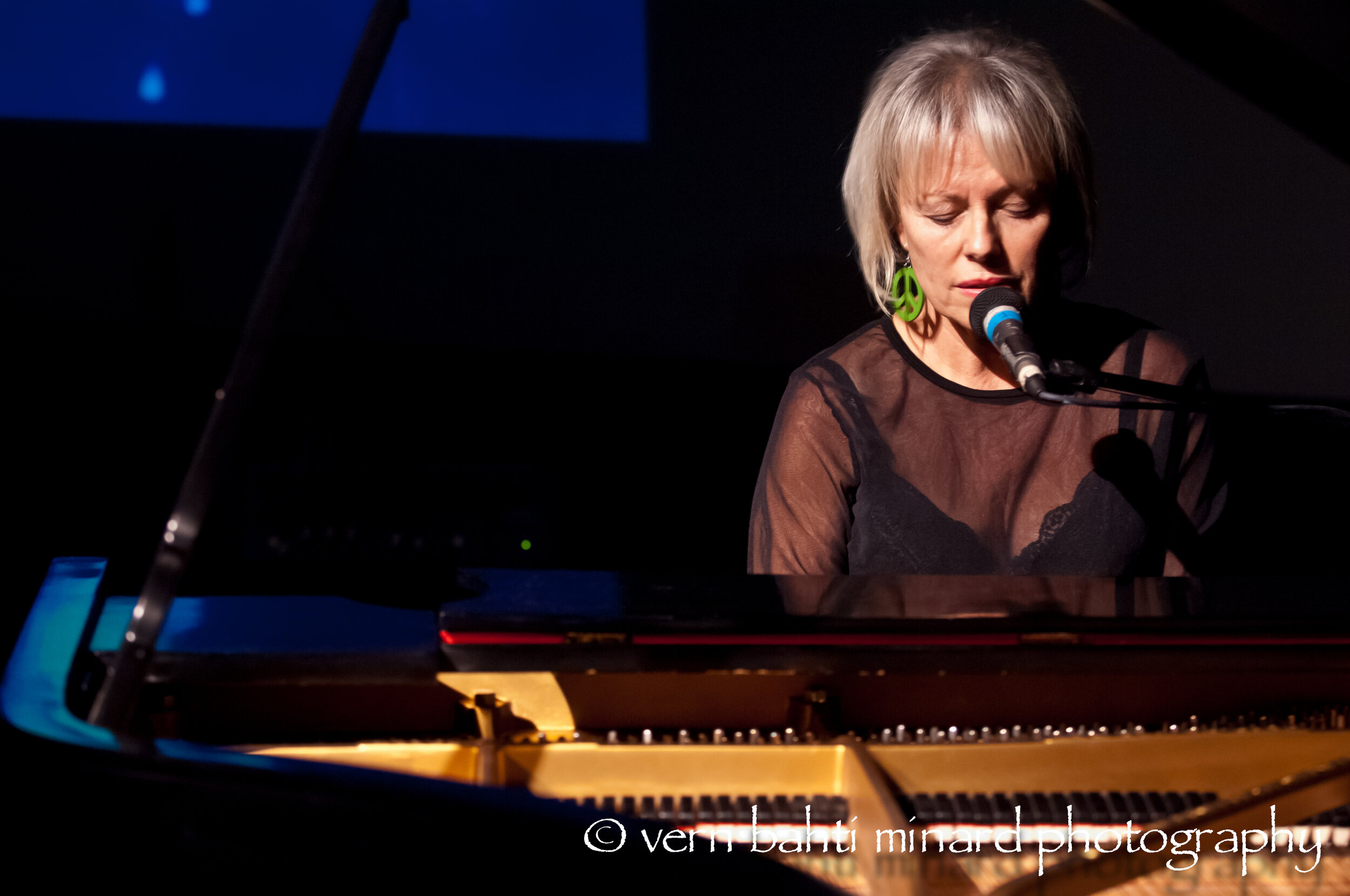 Covering Joni 2013-0013.jpg