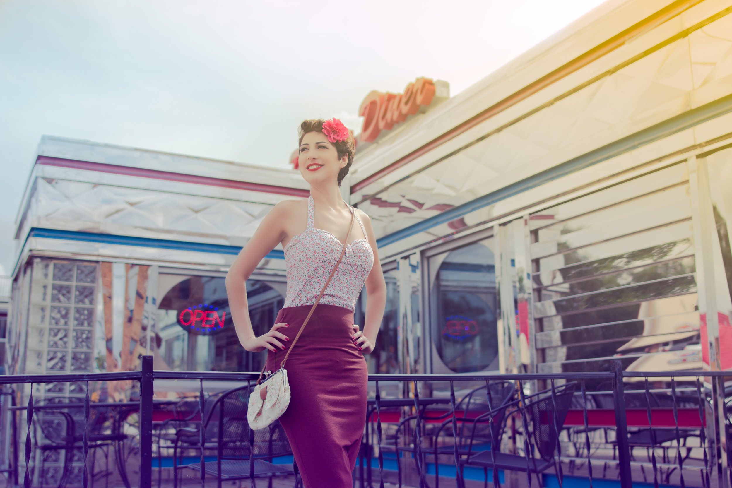  #Retro photoshoot in #porthuron #rockabilly #50s #diner #classic #portrait #photography 