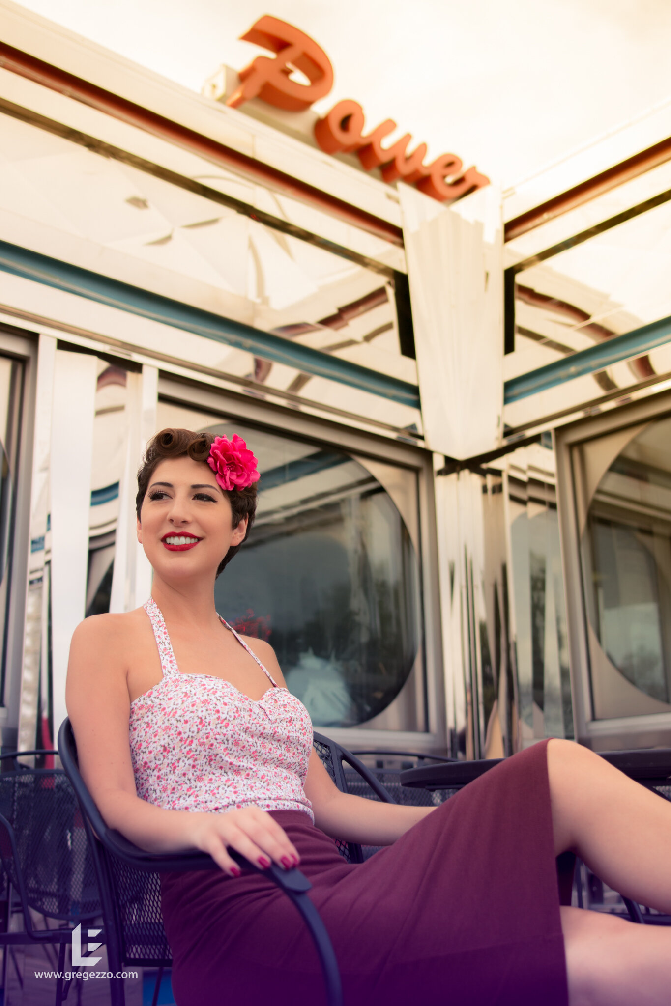  #Retro photoshoot in #porthuron #rockabilly #50s #diner #classic #portrait #photography 