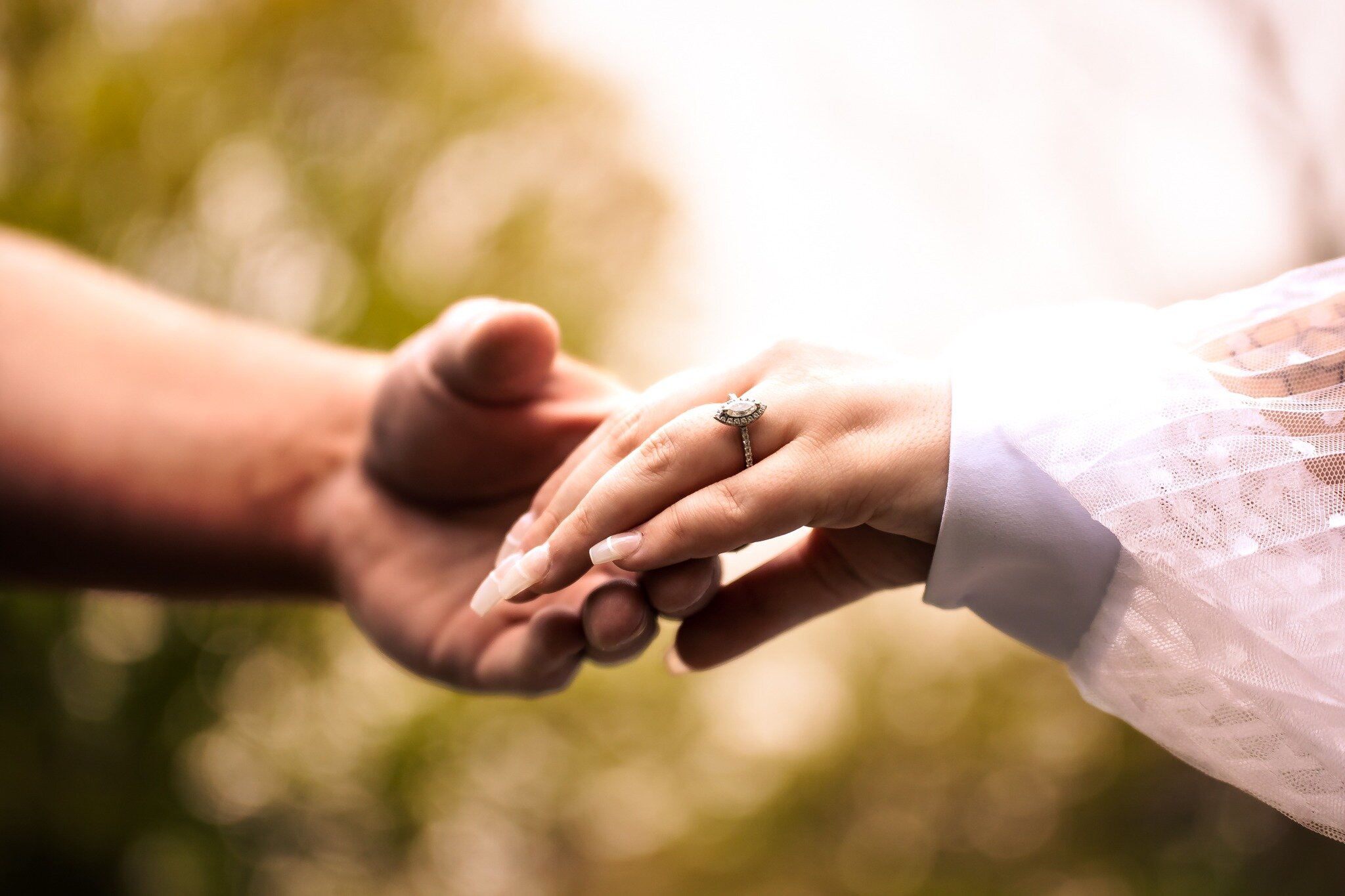 Bound by love, sealed with a ring 💍 Lizzy and Jason, your journey to forever starts here. Can't wait to show the rest of your engagement photos! ✨

#Engaged #LoveStory #EzzoStudio #OvalEngagementRing #BrideToBe #GroomToBe #WeddingPhotography #Journe