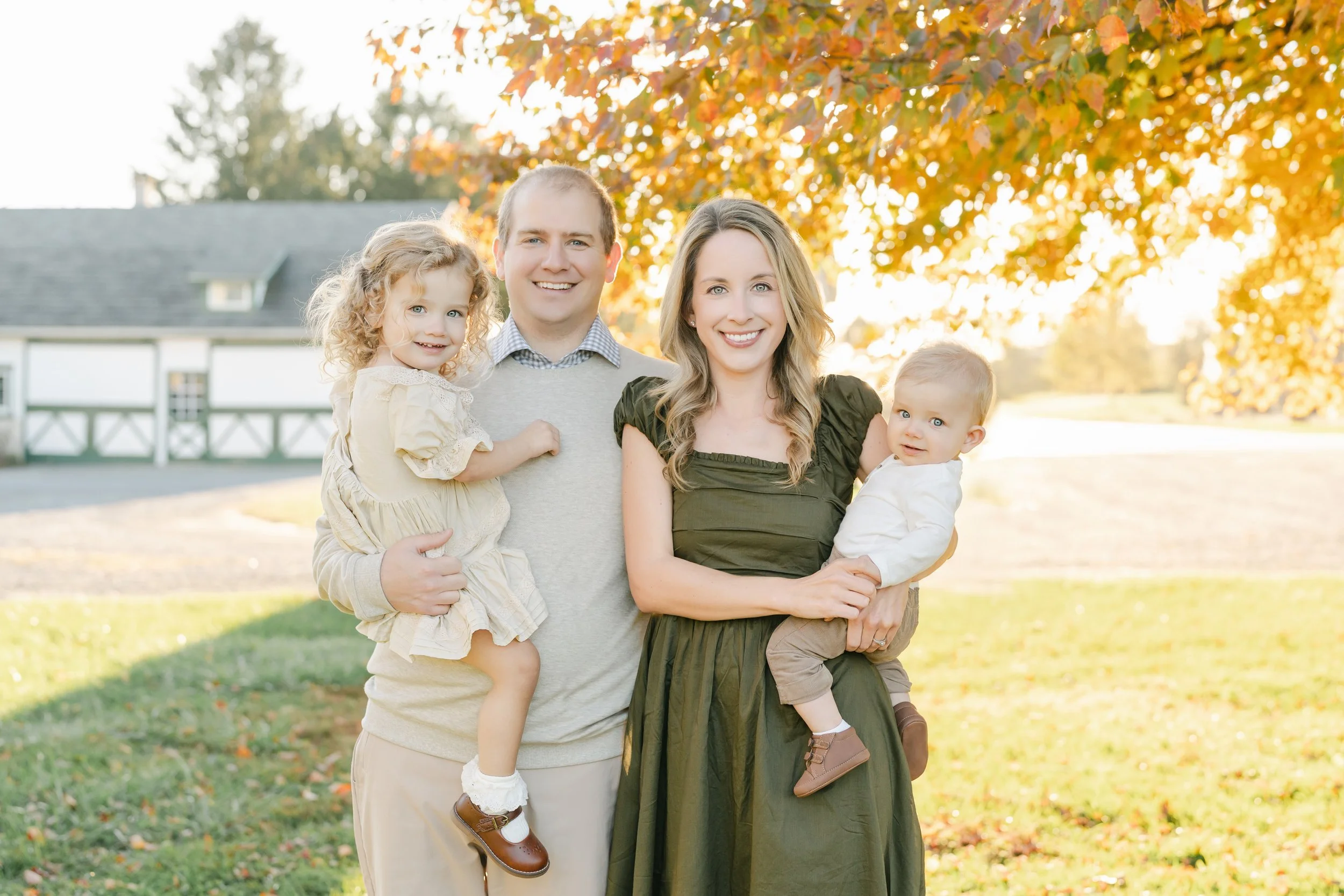 What to Wear for Fall Family Photos | Lehigh Valley Family Photographer | Kristin with an I Photography