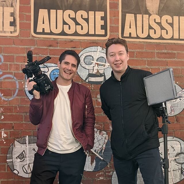 Two of Bendigo's all round great guys. They also make sweet videos. @hebronfilms
Along with producing videos of our recent @thestudiobendigo mural, we are working with Caleb and Bailey to create online course materials for budding mural artists.