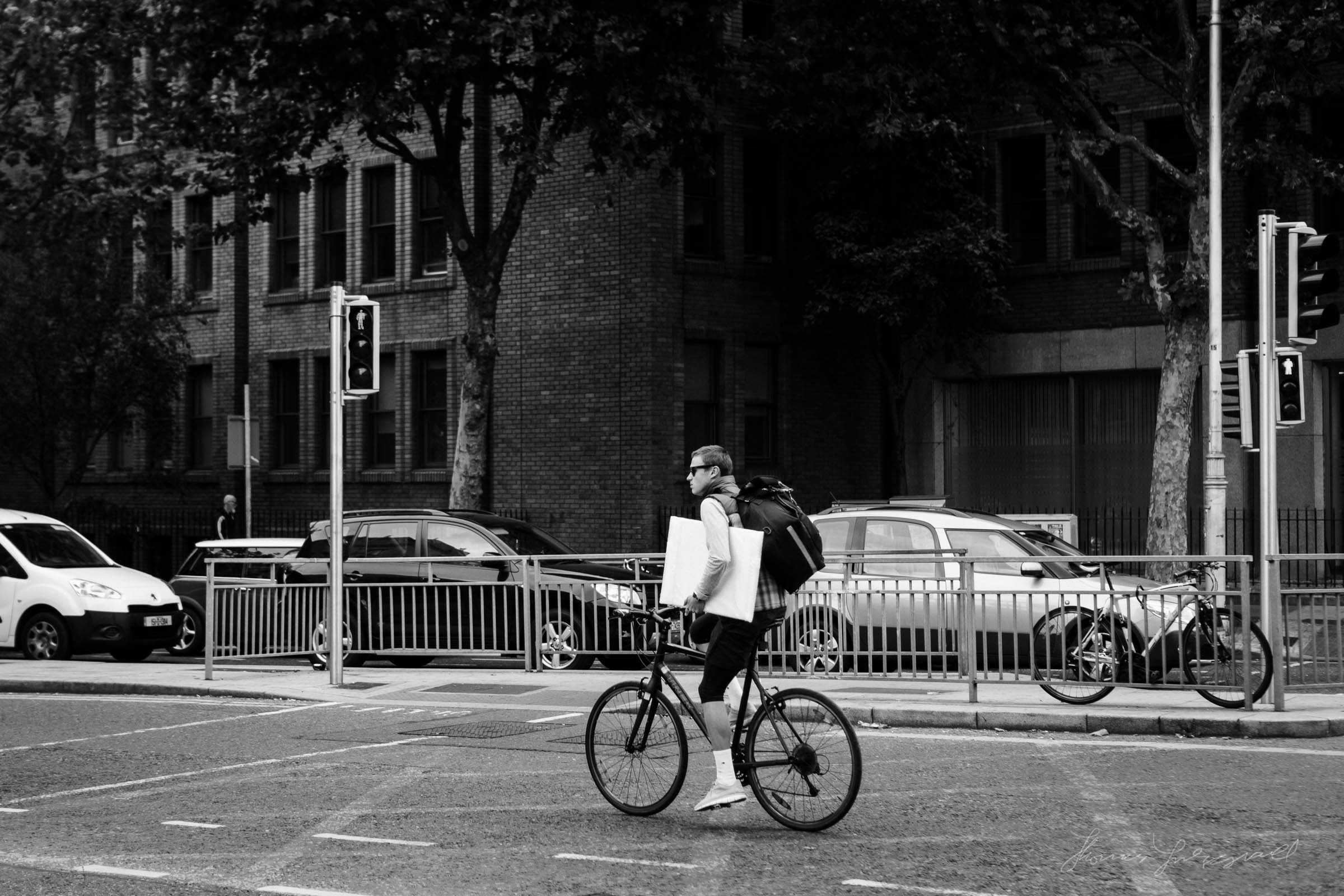 Street-Photo-Diary-No-6-BW-Dublin-05.jpg