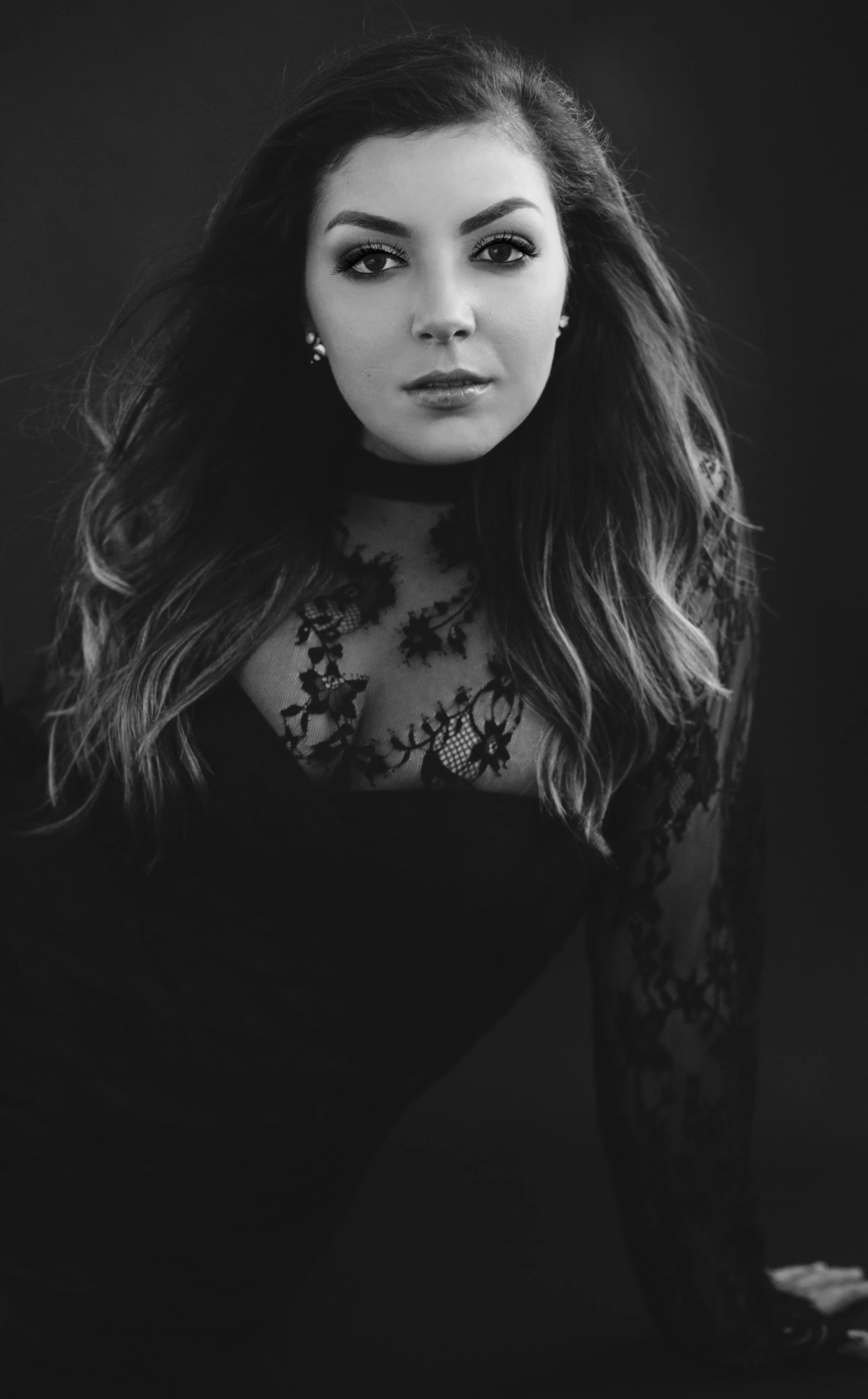 Miranda BW Lashes.jpg
