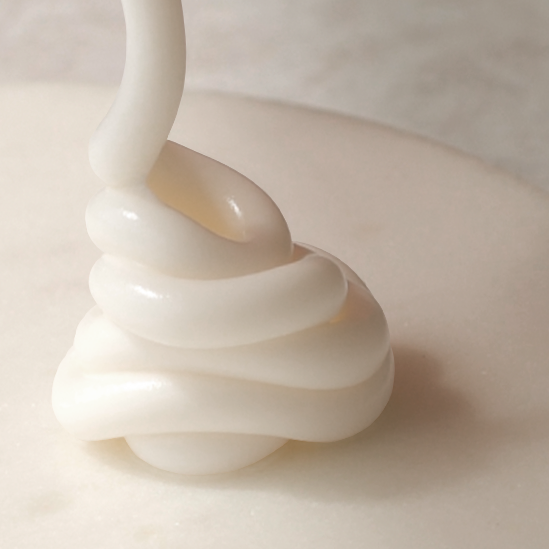 02 Clinic Cream 1x1.png