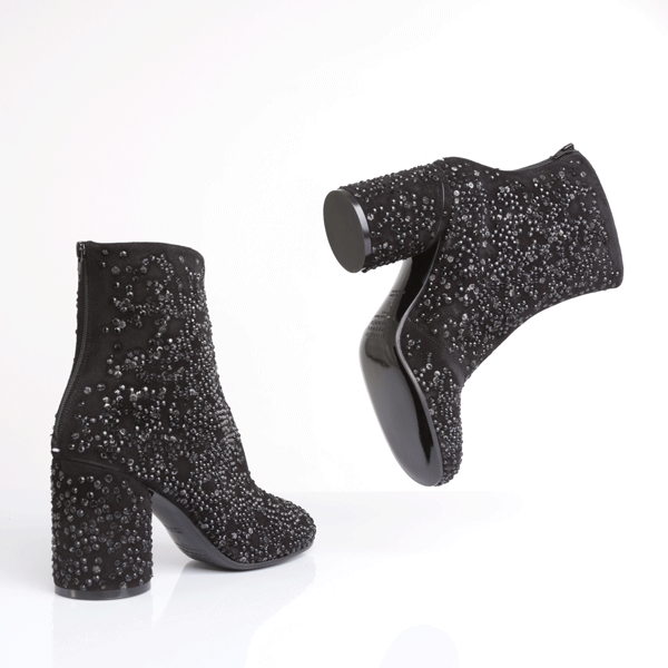 Margiela-GIF.gif