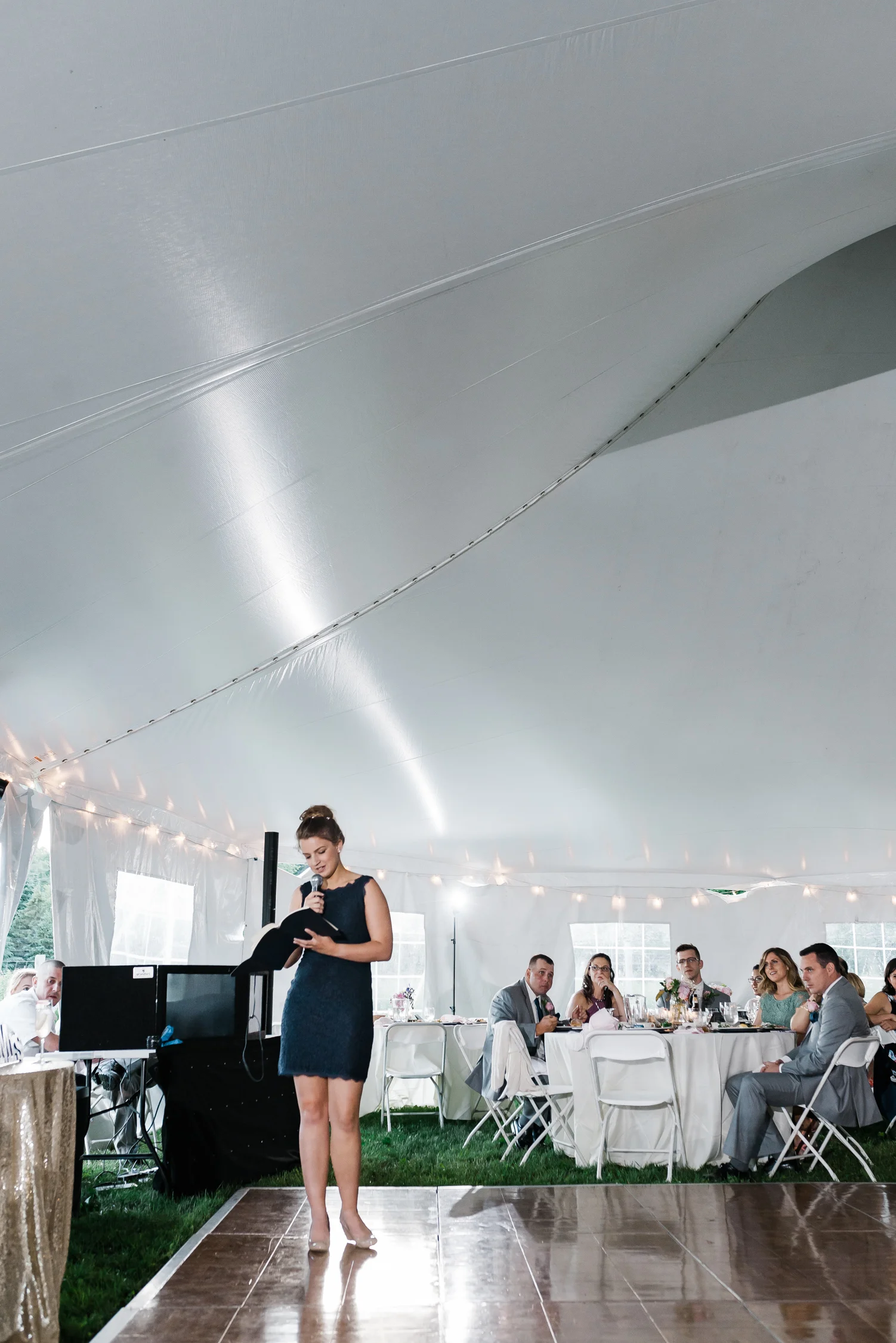 Vermont-Floral-Reception-Wedding-Photographer.jpg