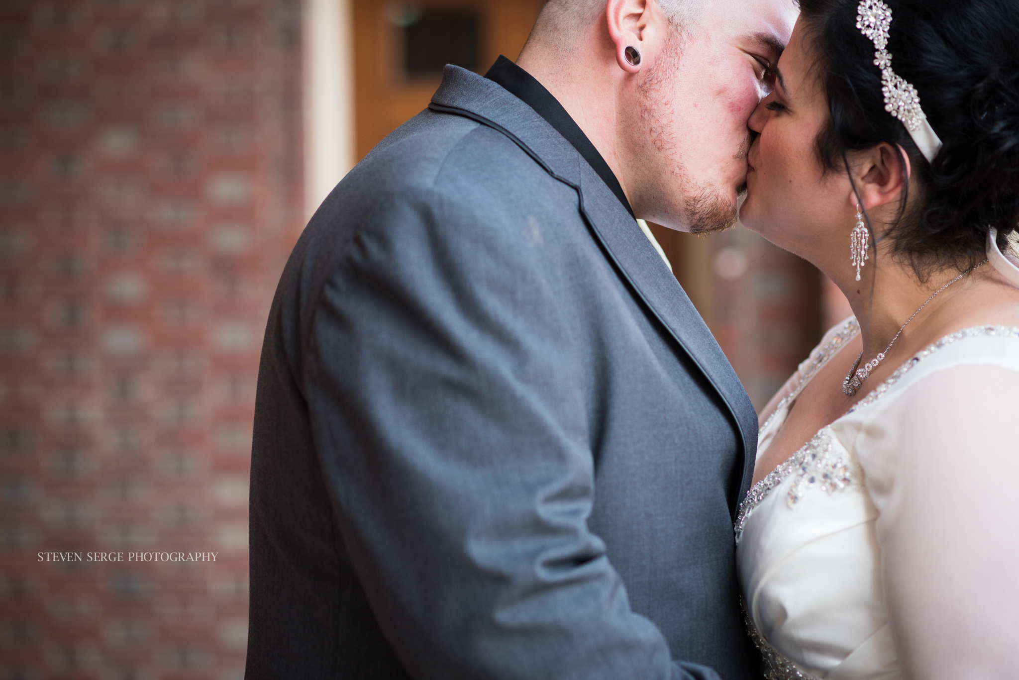 Scranton-wedding-photographer-fiorellis-steven-serge-25.jpg