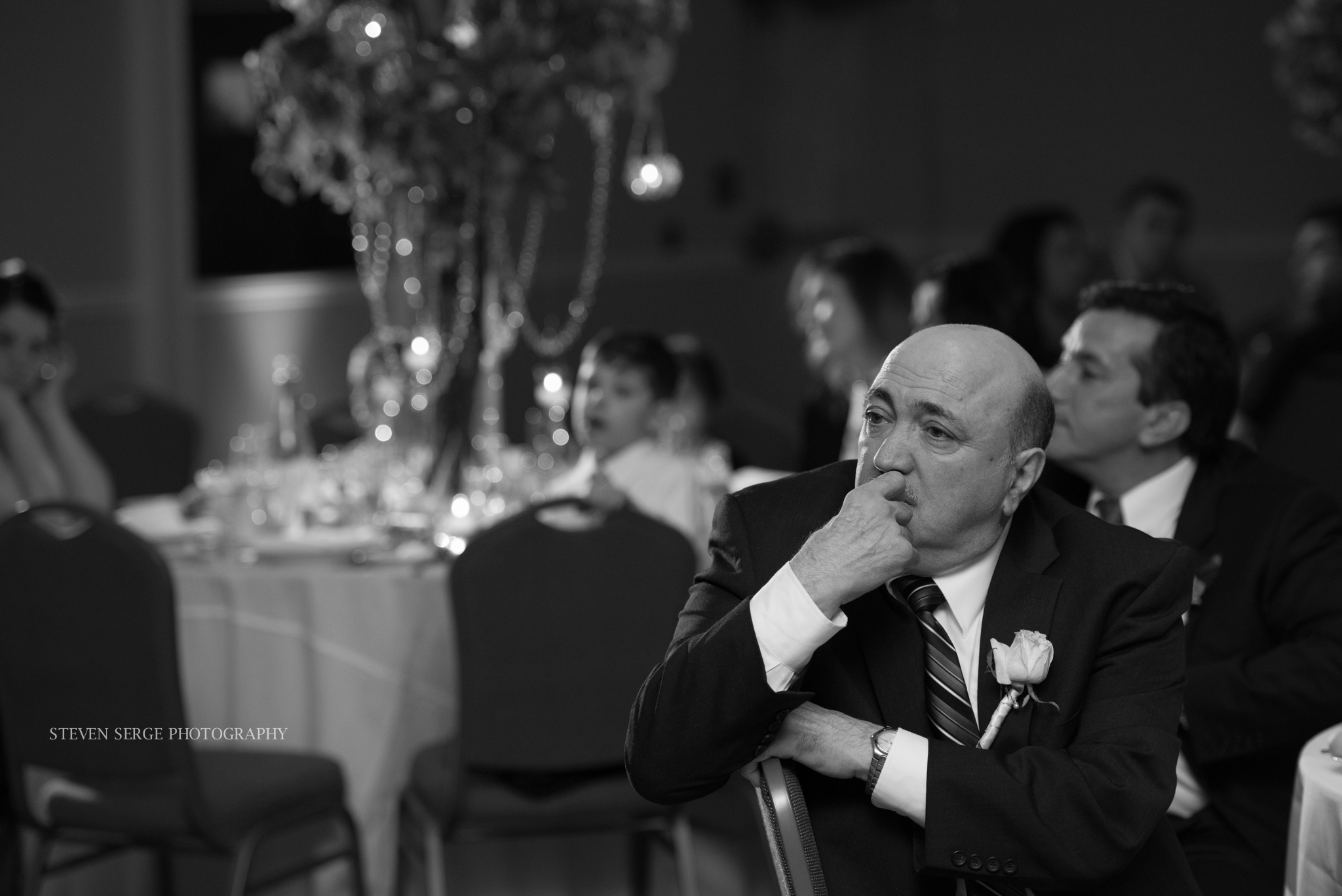 Scranton-wedding-photographer-fiorellis-steven-serge-41.jpg