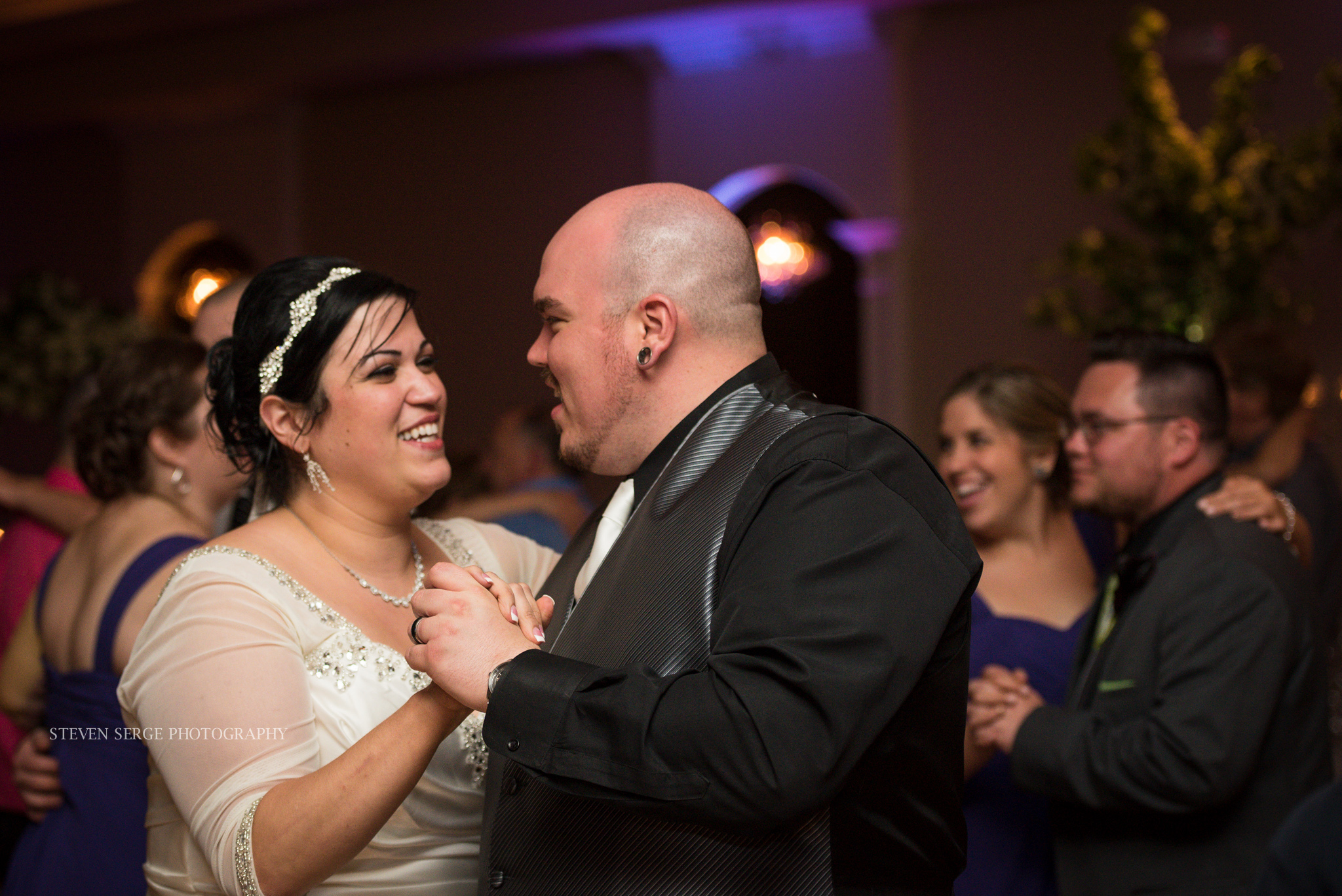 Scranton-wedding-photographer-fiorellis-steven-serge-46.jpg