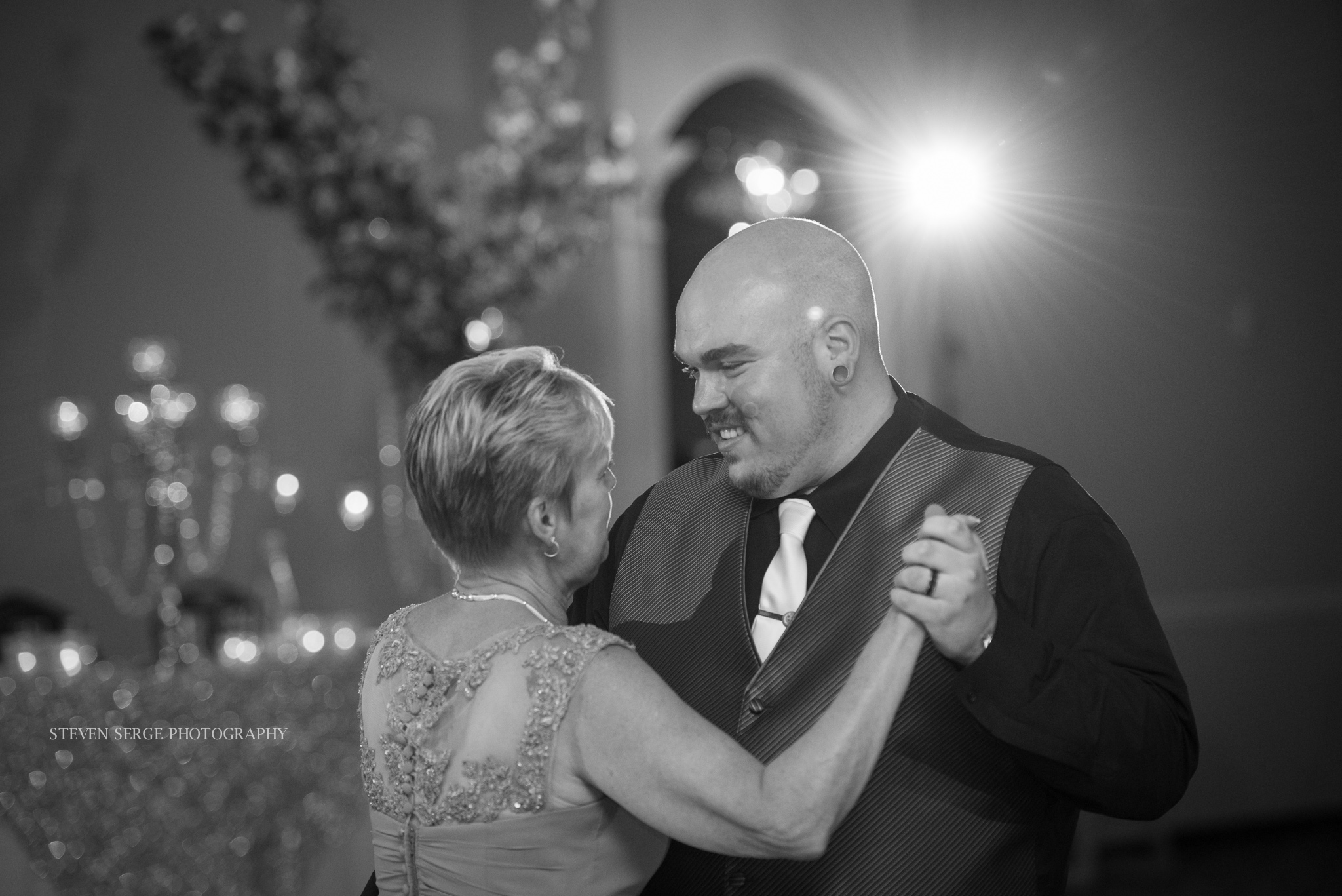 Scranton-wedding-photographer-fiorellis-steven-serge-66.jpg
